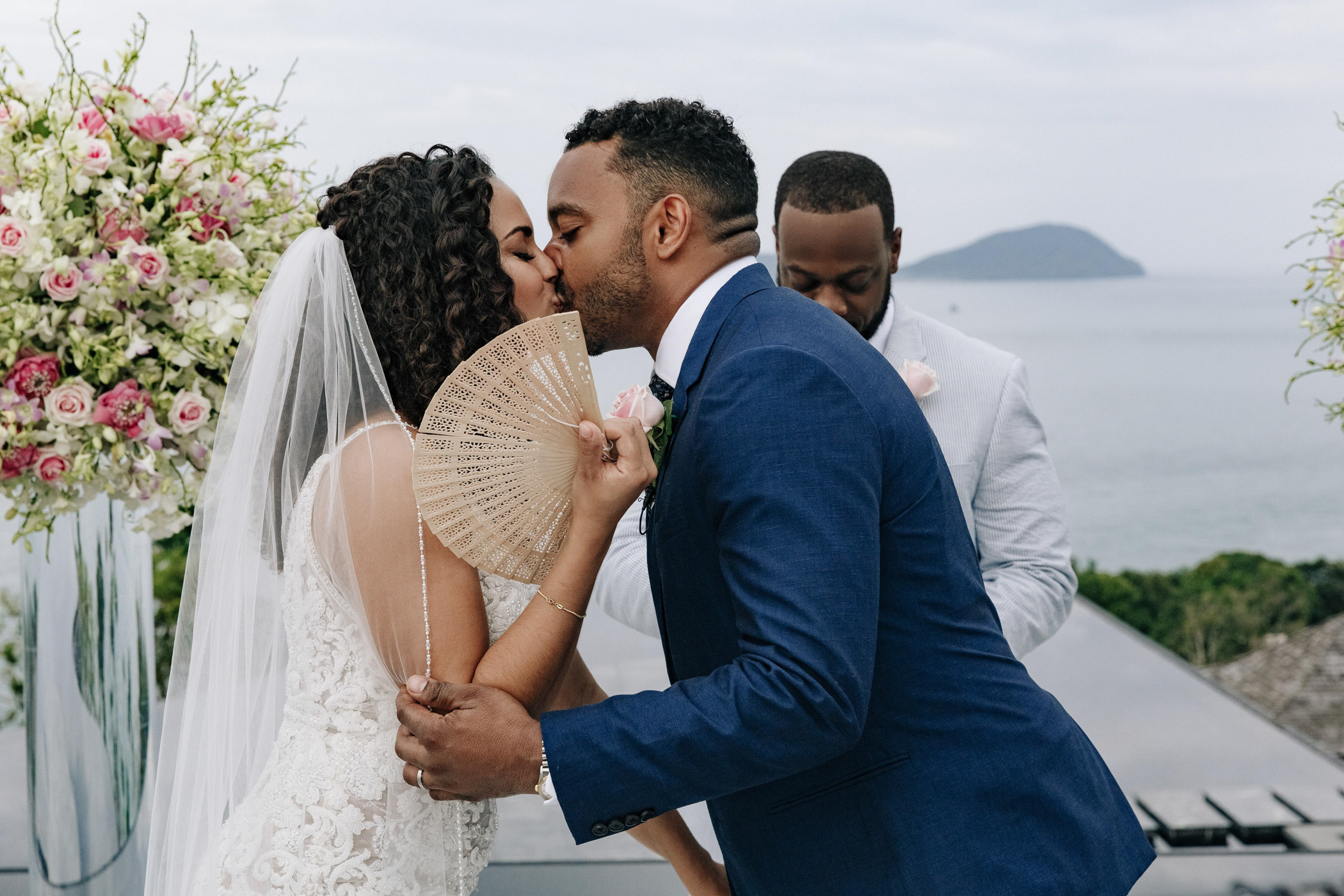 Свадьба на острове | Уникальные фотографии вашей свадьбы. Контентный и репортажный фотограф Виталий Кулешов | Москва