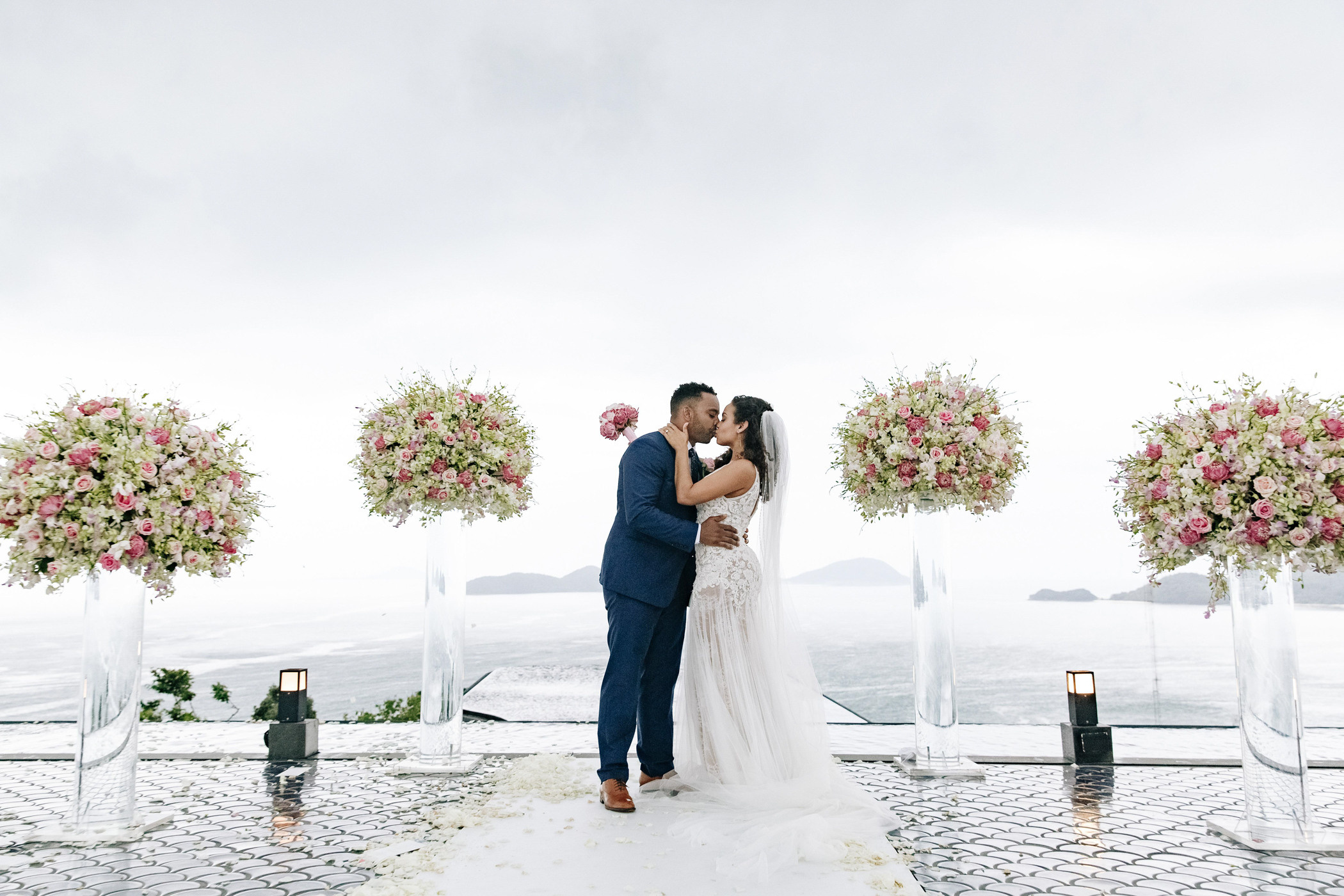 Свадьба на острове | Уникальные фотографии вашей свадьбы. Контентный и репортажный фотограф Виталий Кулешов | Москва