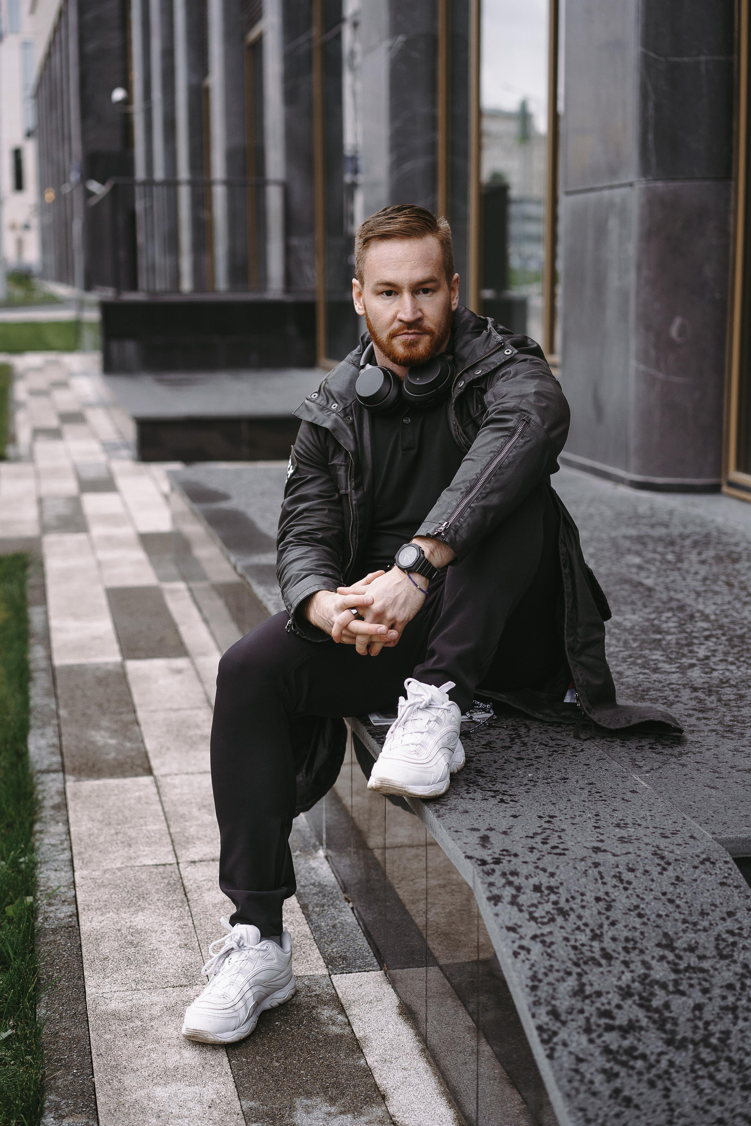 Бизнес фотосессия для мужчины на Дизайн заводе Флакон