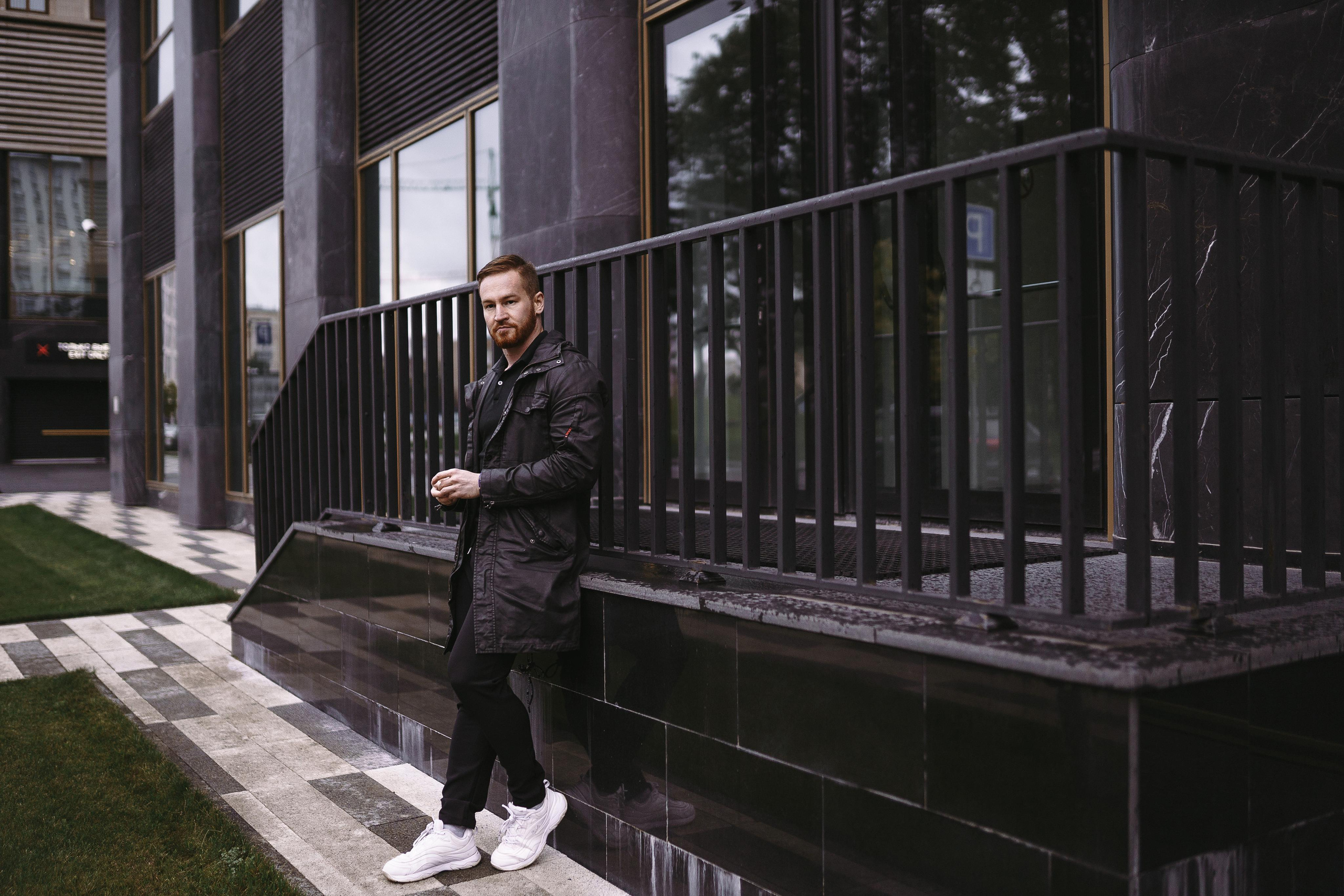 Бизнес фотосессия для мужчины на Дизайн заводе Флакон