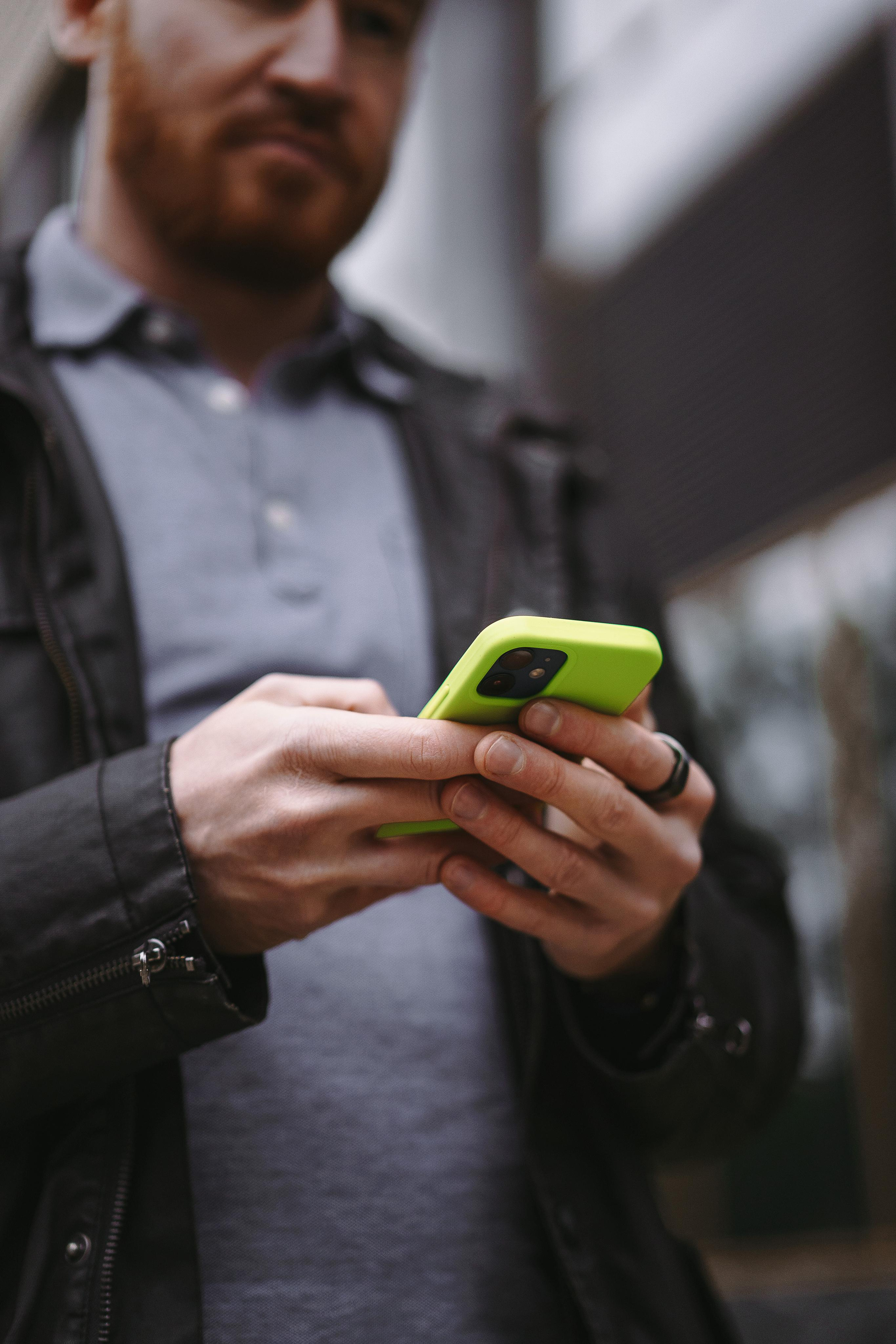 Бизнес фотосессия для мужчины на Дизайн заводе Флакон