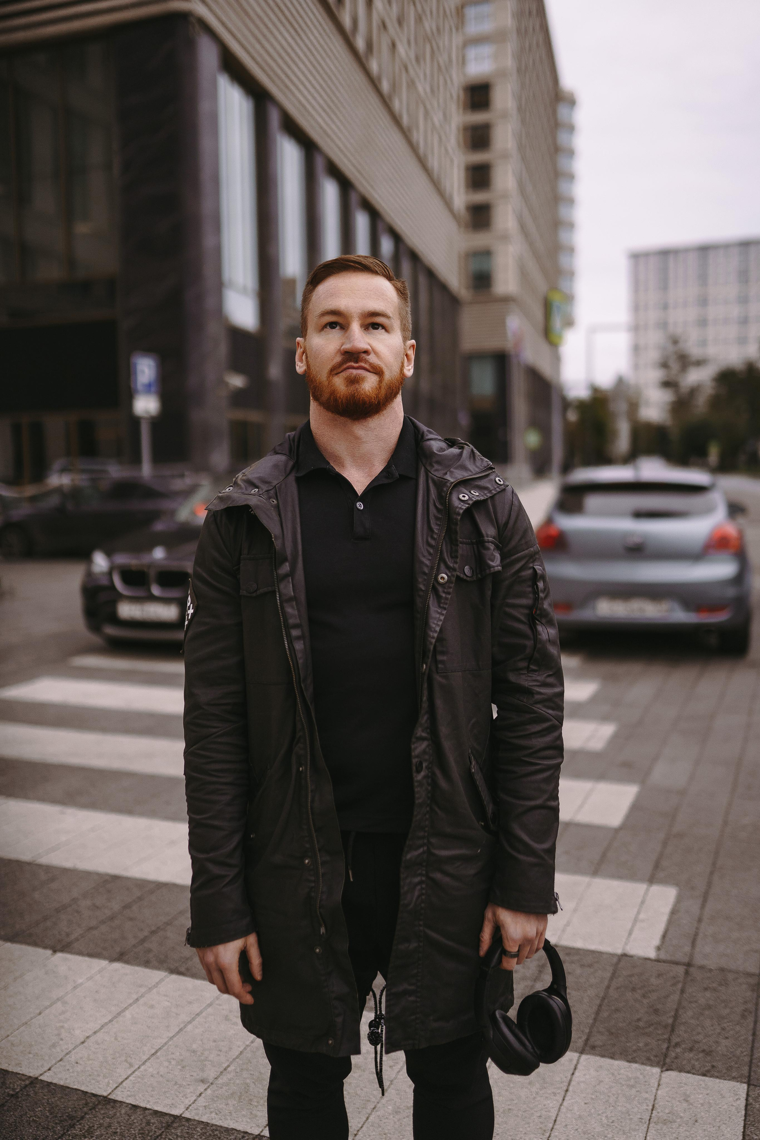 Бизнес фотосессия для мужчины на Дизайн заводе Флакон