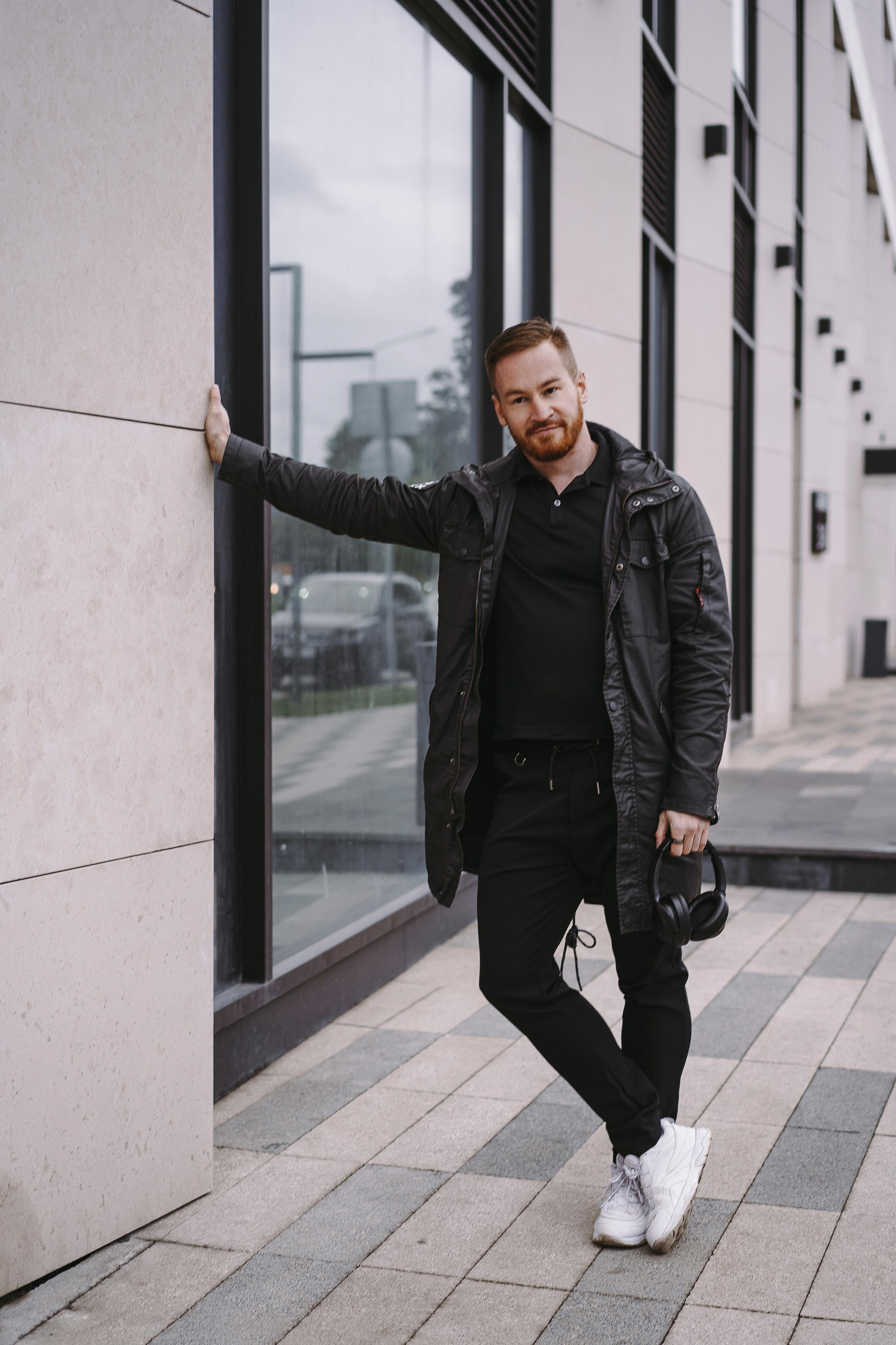 Бизнес фотосессия для мужчины на Дизайн заводе Флакон