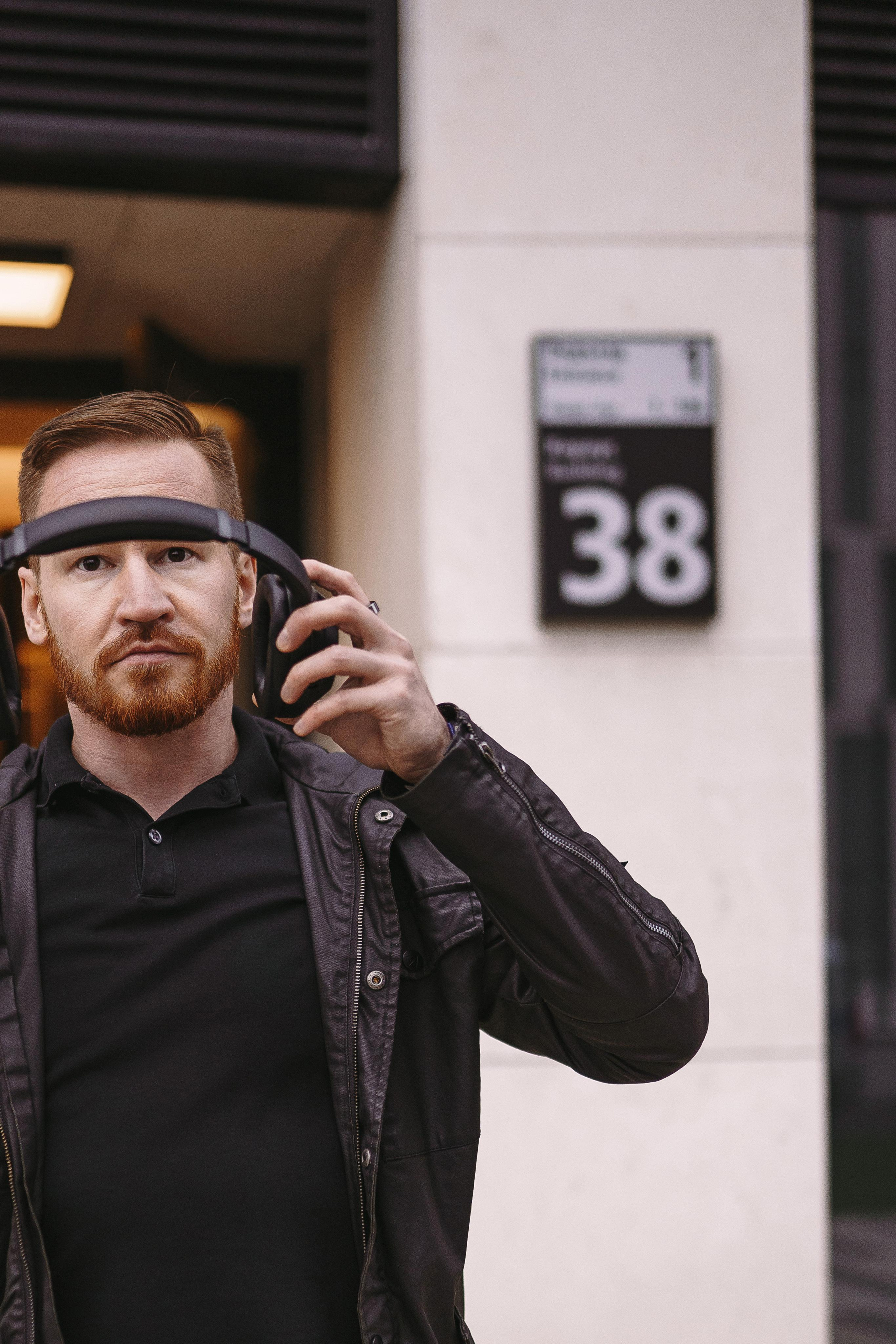 Бизнес фотосессия для мужчины на Дизайн заводе Флакон