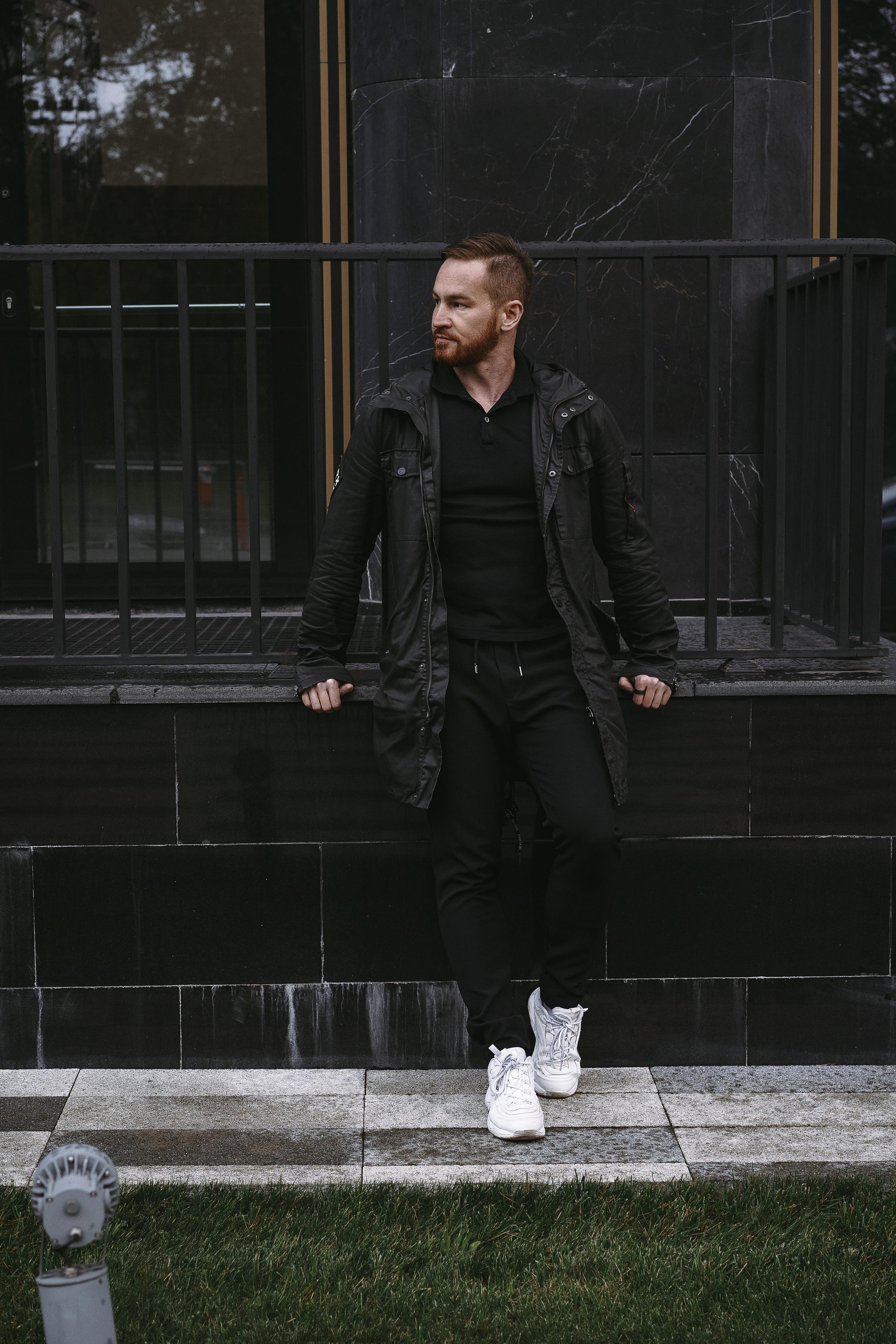 Бизнес фотосессия для мужчины на Дизайн заводе Флакон