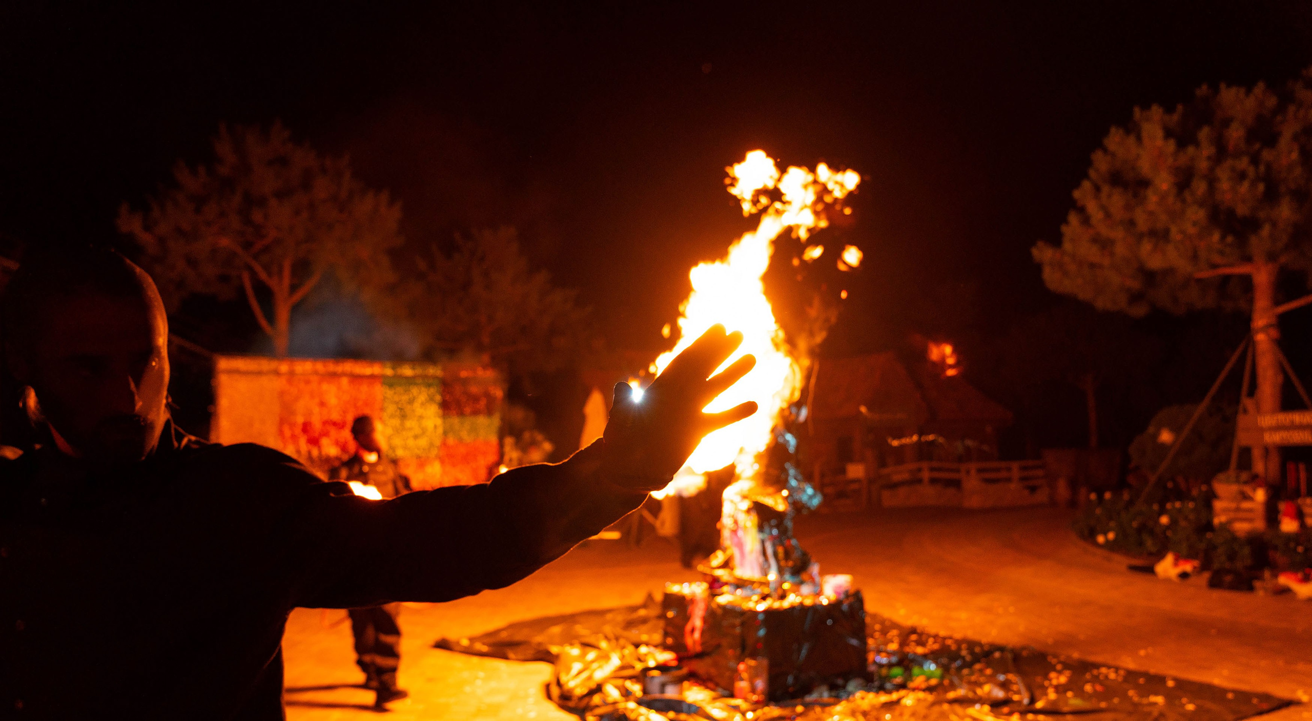 «Мир Доктора СтрейнджLOVE». Арт-группа СТРОКА