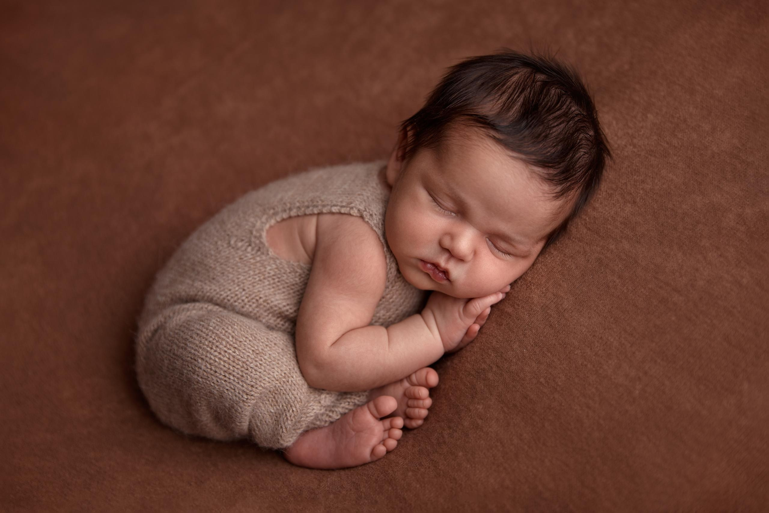 Профессиональный фотограф новорождённых в Москве Елена Сатюкова