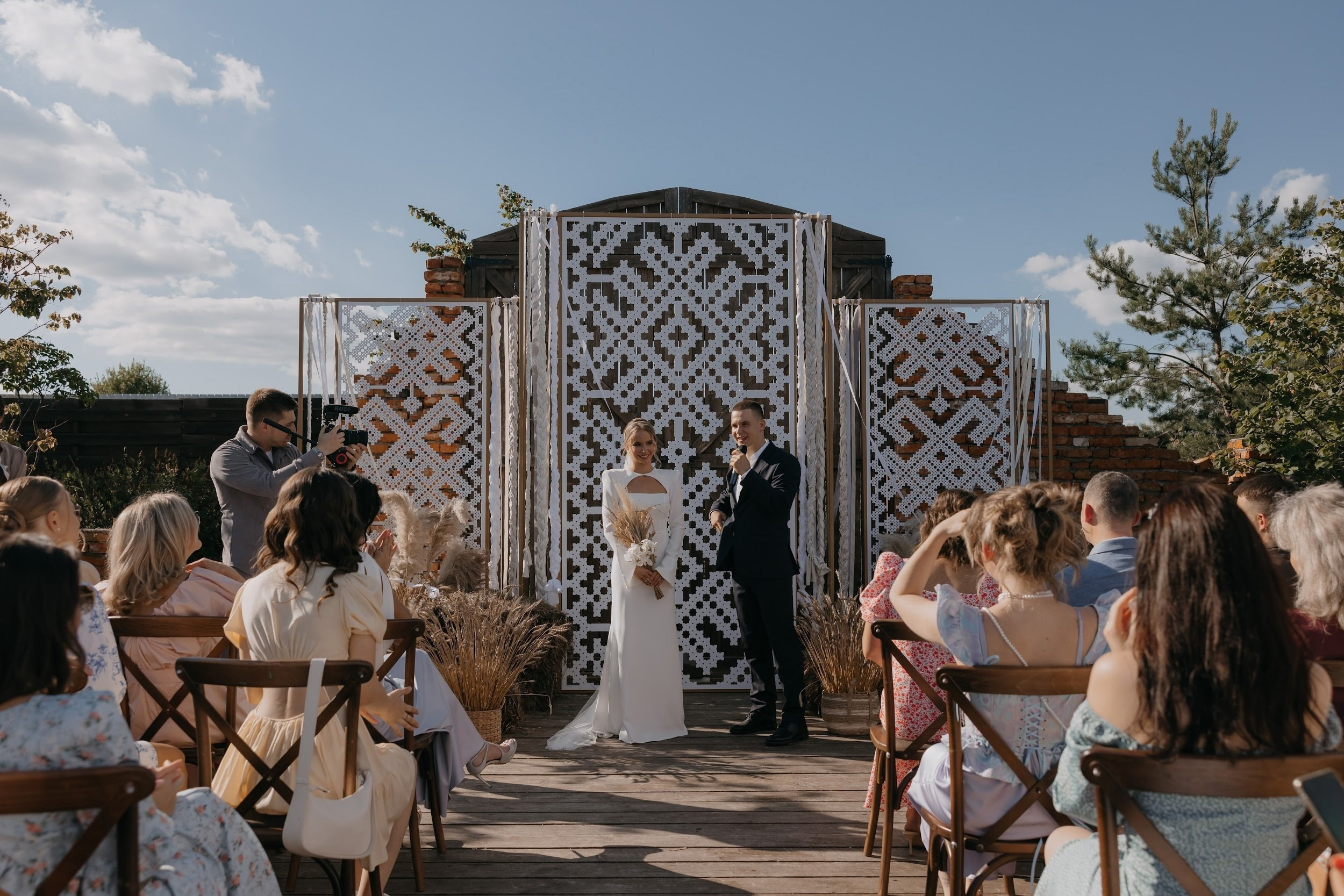 Амбарные ворота. Локация для церемонии и фотосессии. Свадебная площадка РАНЧО