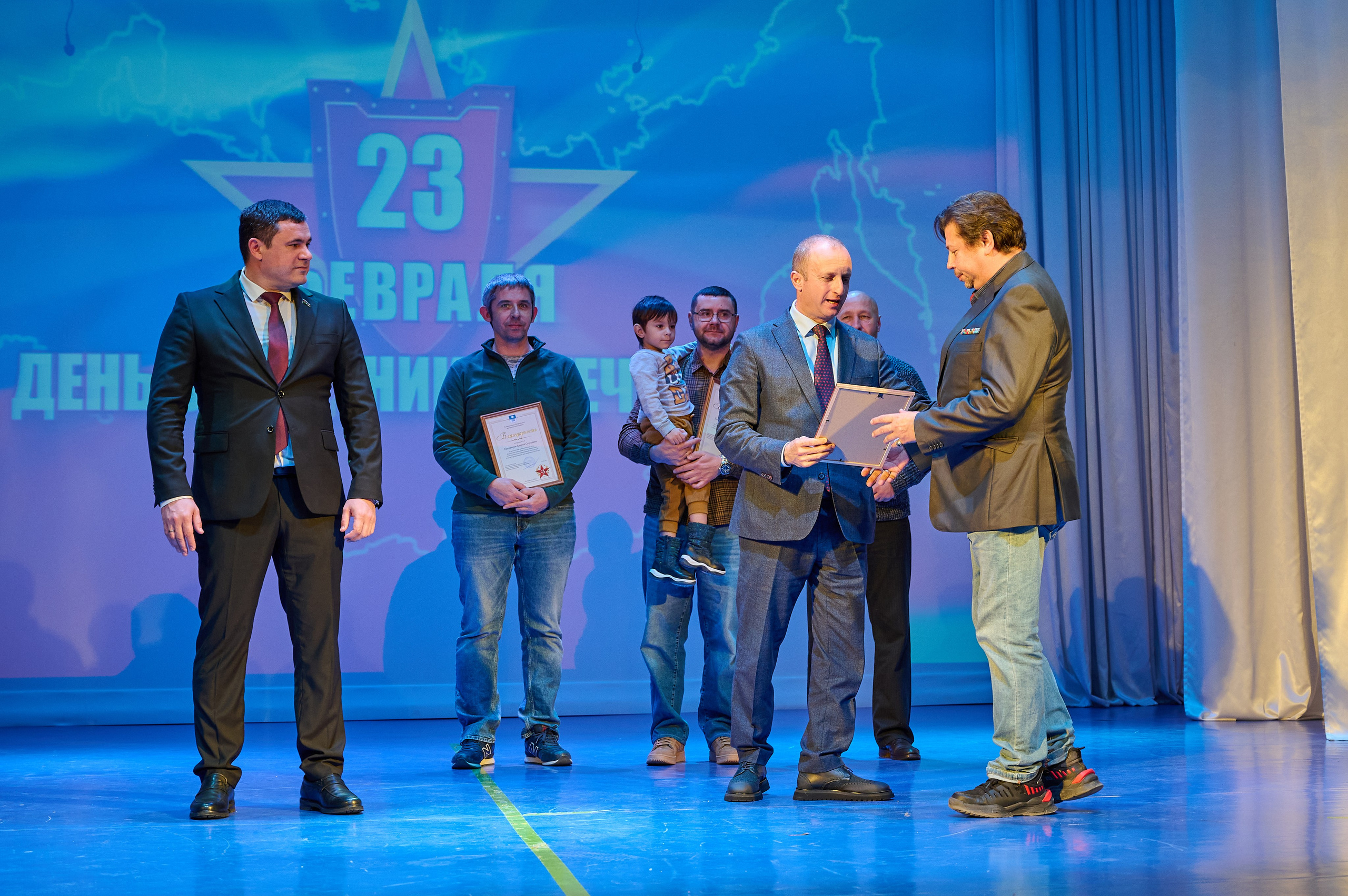 23 февраля Марьина роща. Жизнь курорта Кабардинка в фотографиях