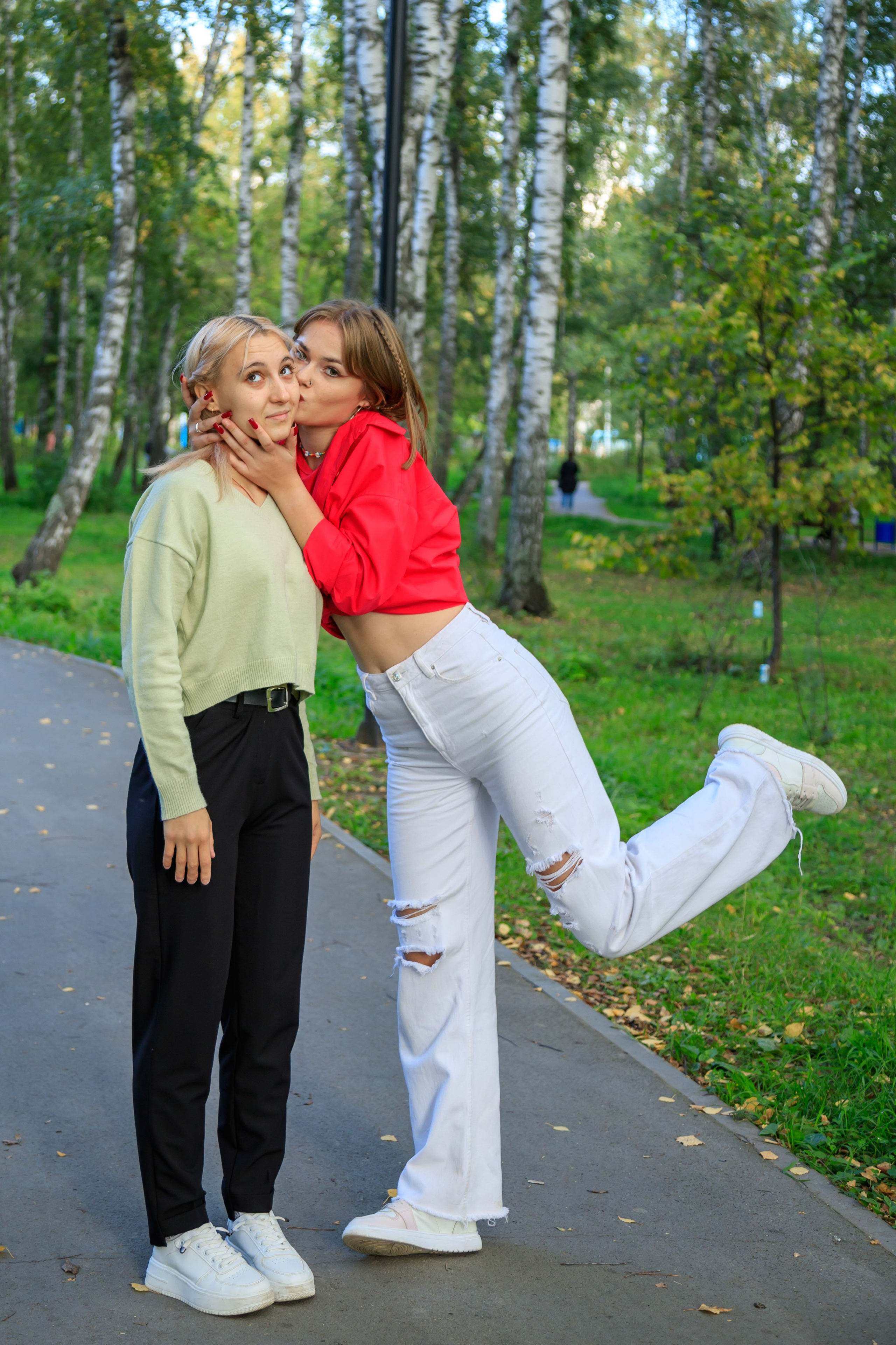 Прогулка с классом. Выпускные альбомы — заказать альбом на выпускной в Новосибирске