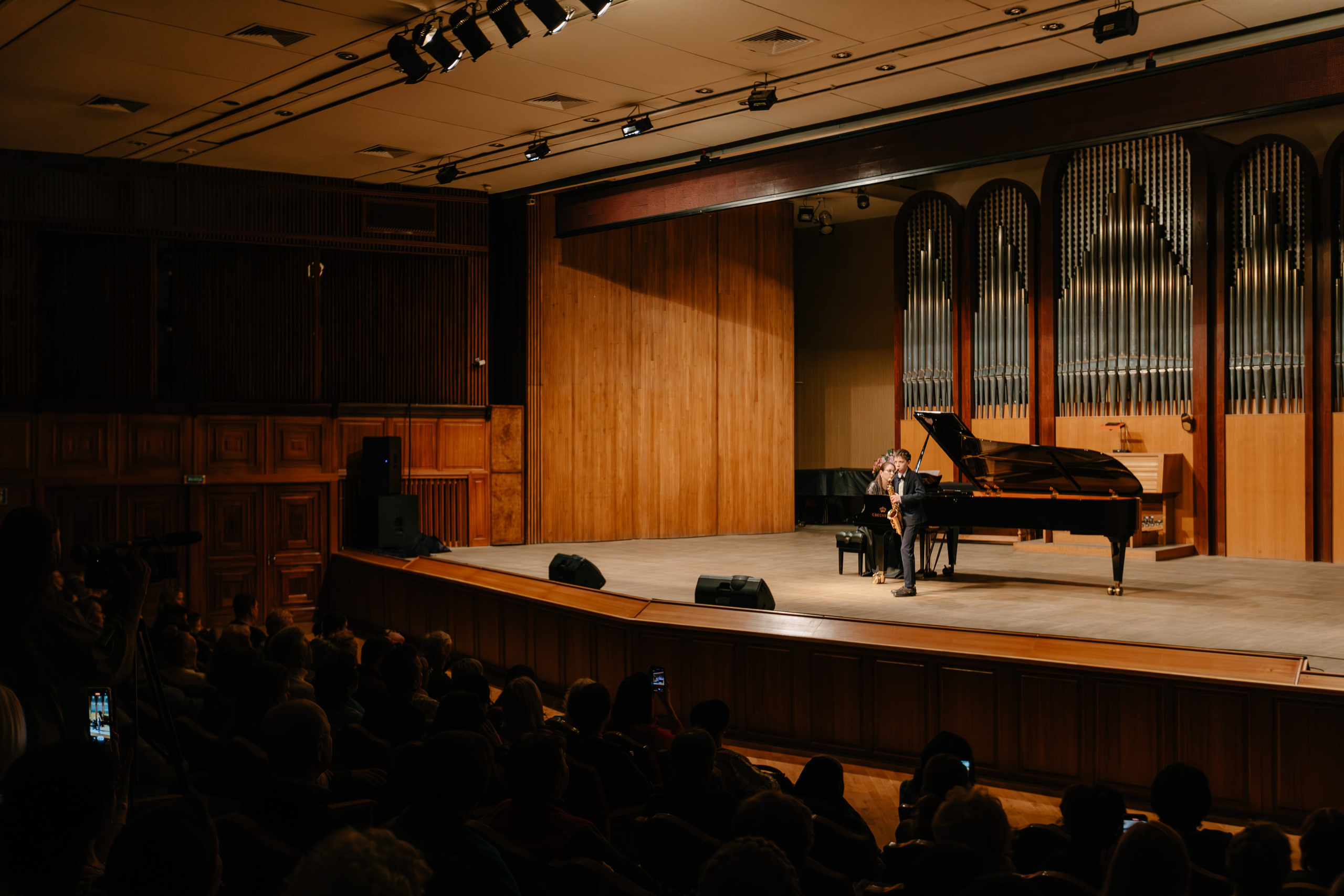 Фотоотчет с благотворительного концерта в Органном зале в Сочи. Репортажный фотограф в Москве, Сочи и Санкт-Петербурге