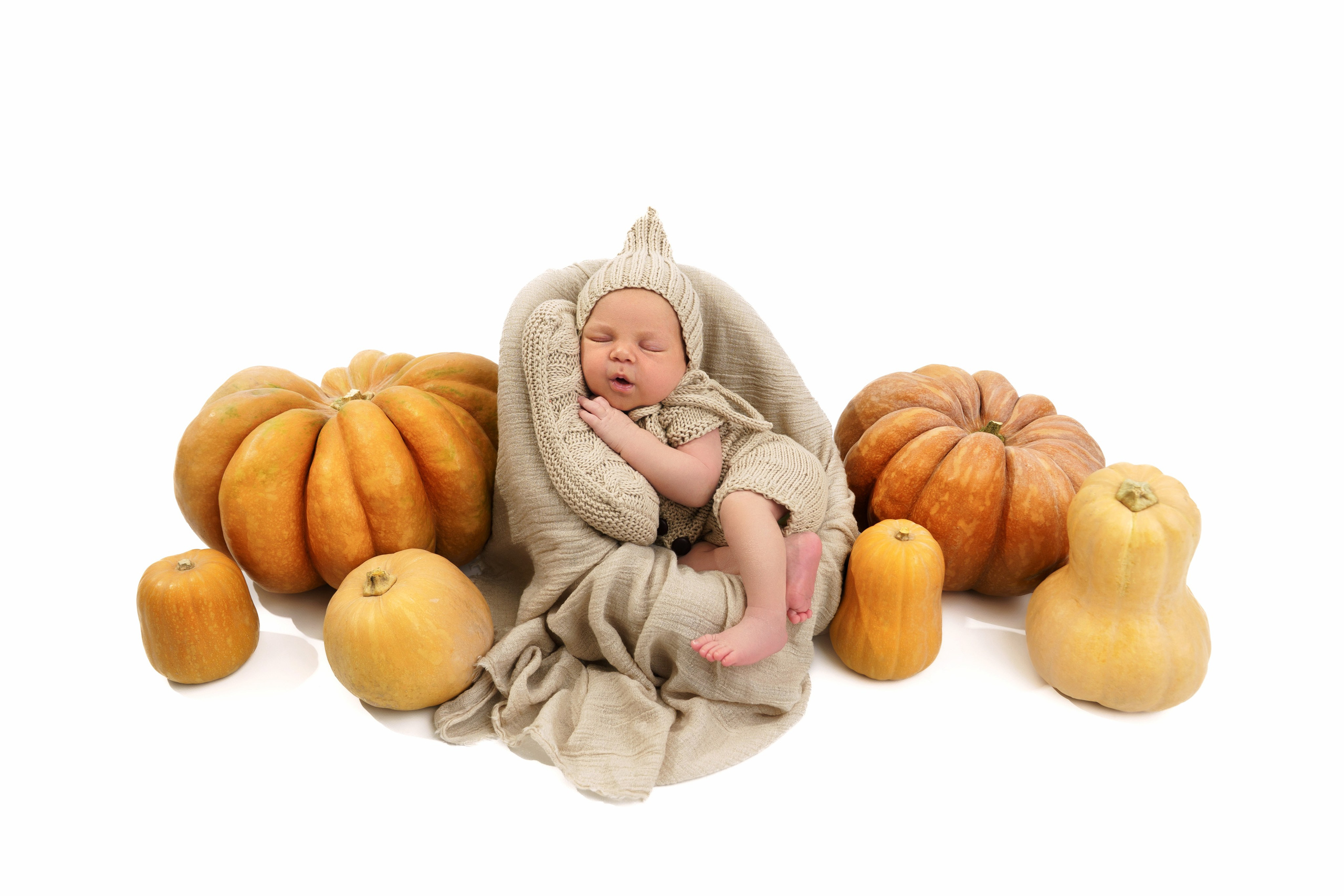 Фотосессия новорожденного (newborn). Фотограф новорожденных, детей до года и беременных в Симферополе