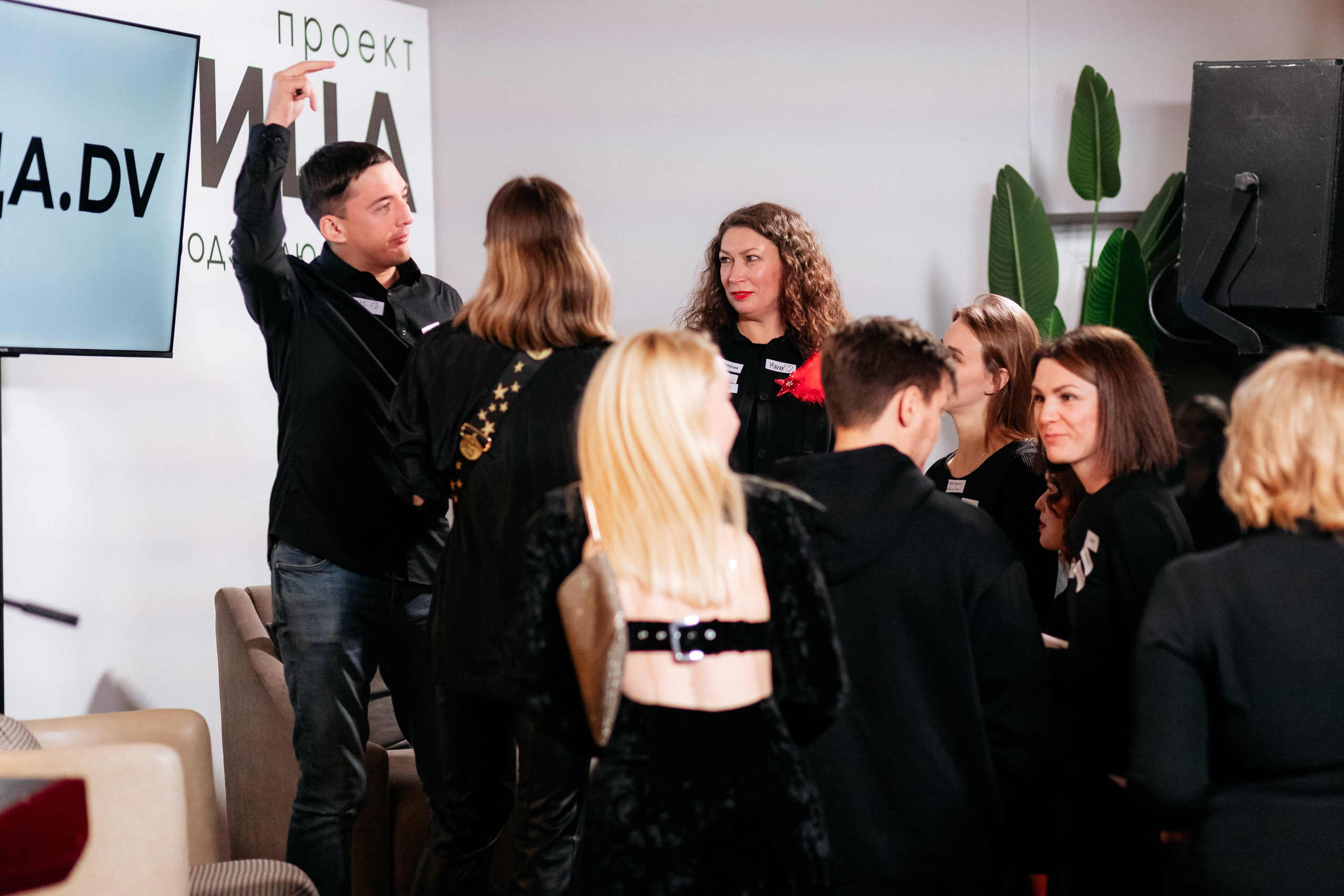 ЛИЦА.DV. СВОИ. ФОТООТЧЕТЫ-СОБЫТИЯ-МЕСТА