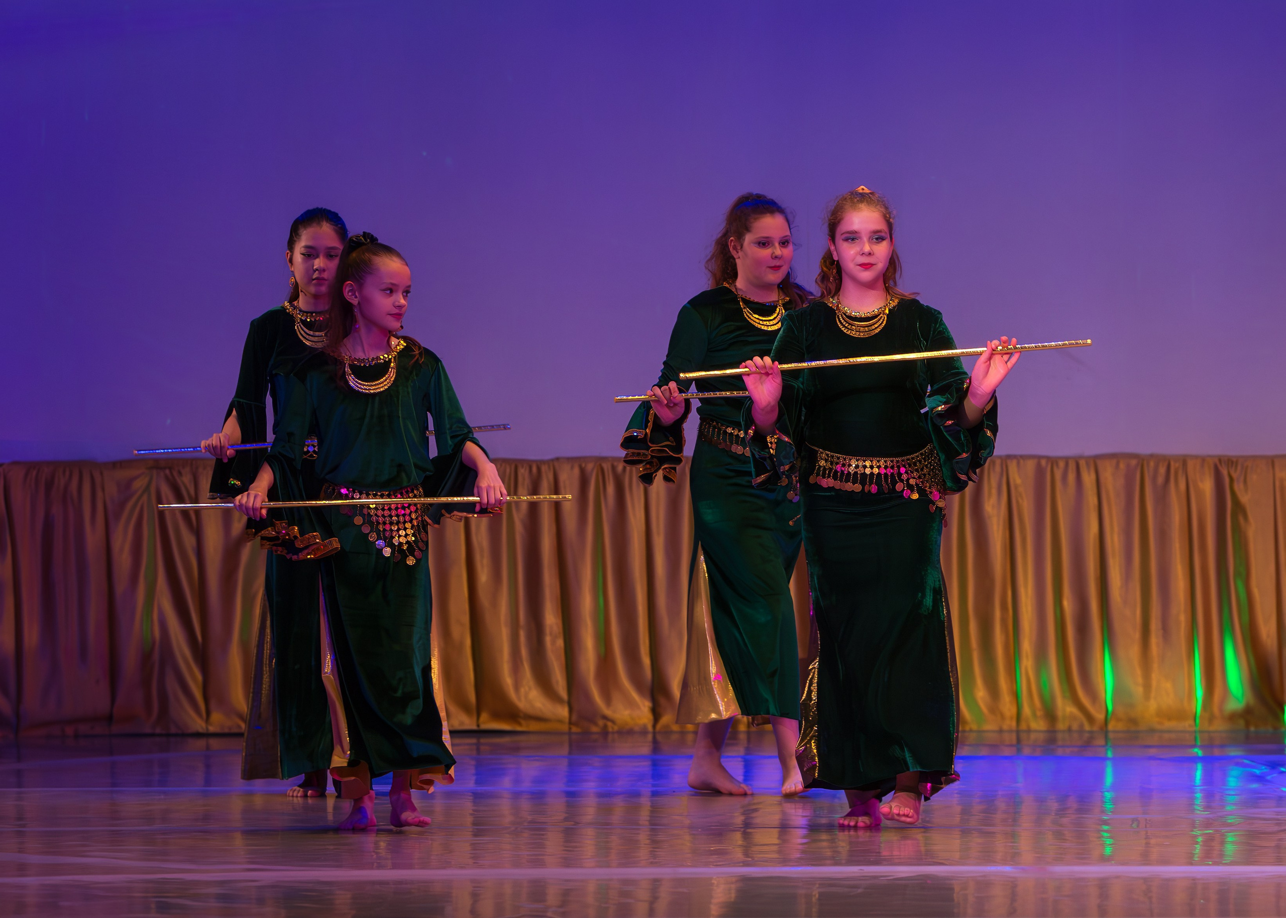 Студия «Lamis» отчетный концерт 2024. Выпускные альбомы и школьный фотограф в Подольске, Троицке, Щербинке, Москве и Московской области