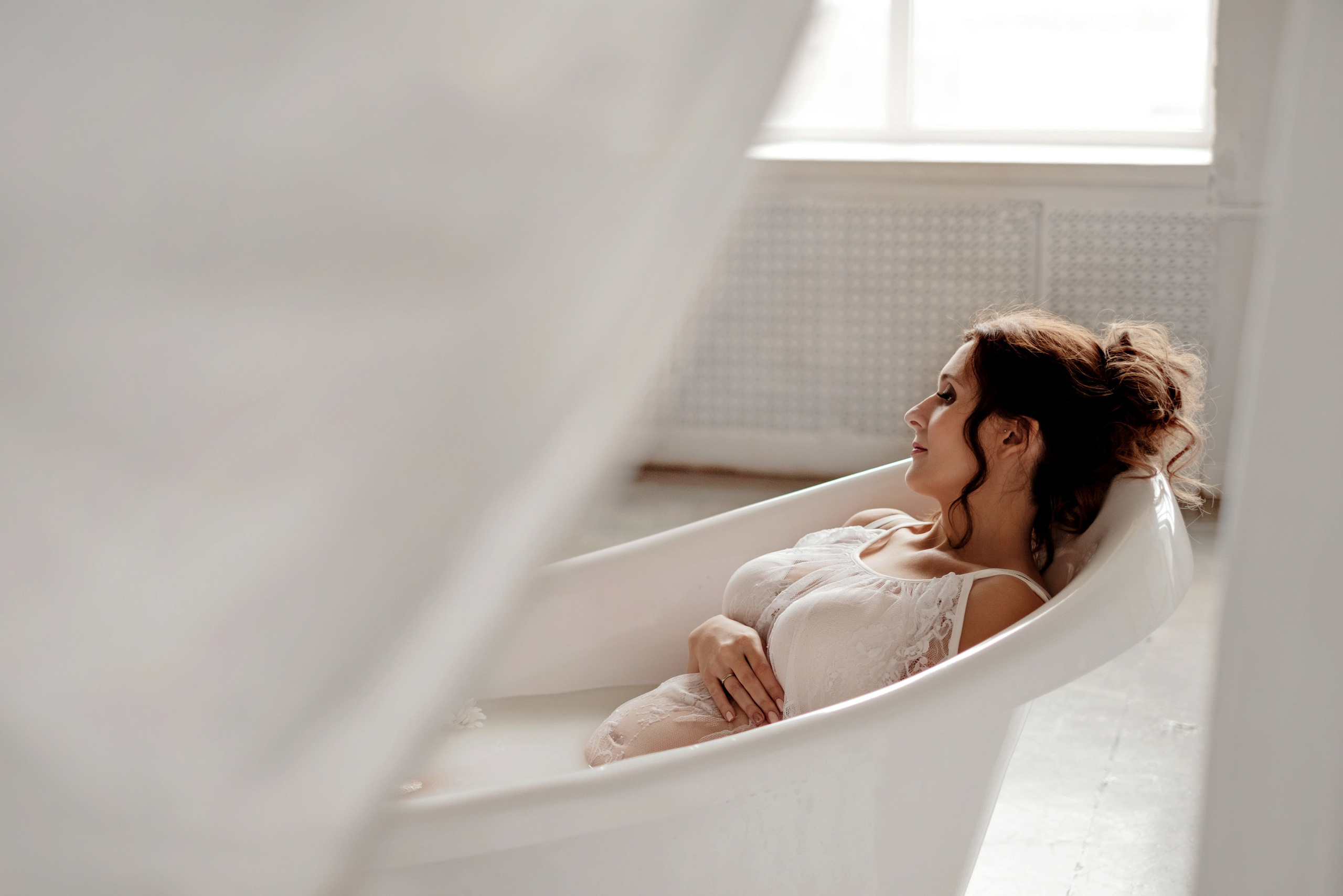 Молочная фотосессия беременности. Студия фото-видеографии Тушницких. Тольятти. Самара