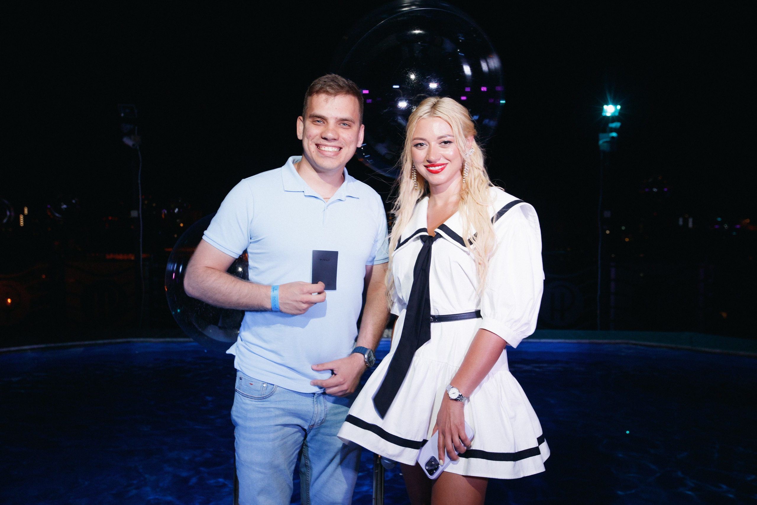 СОБРАНИЕ — ПРЕЗЕНТАЦИЯ НОВОГО НОМЕРА. СВОИ. ФОТООТЧЕТЫ-СОБЫТИЯ-МЕСТА