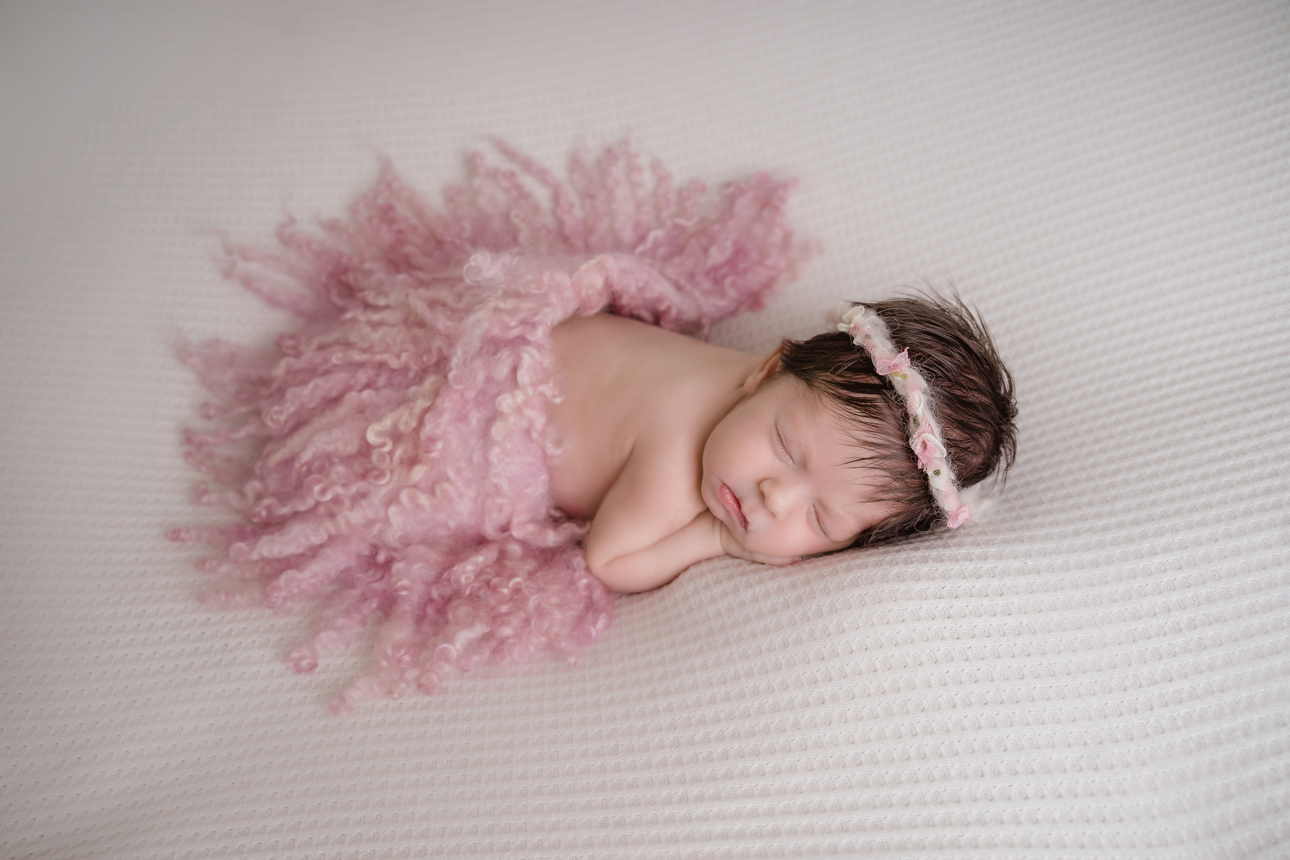 Фотосессия новорожденного в Москве. Фотограф новорожденных выезд на дом