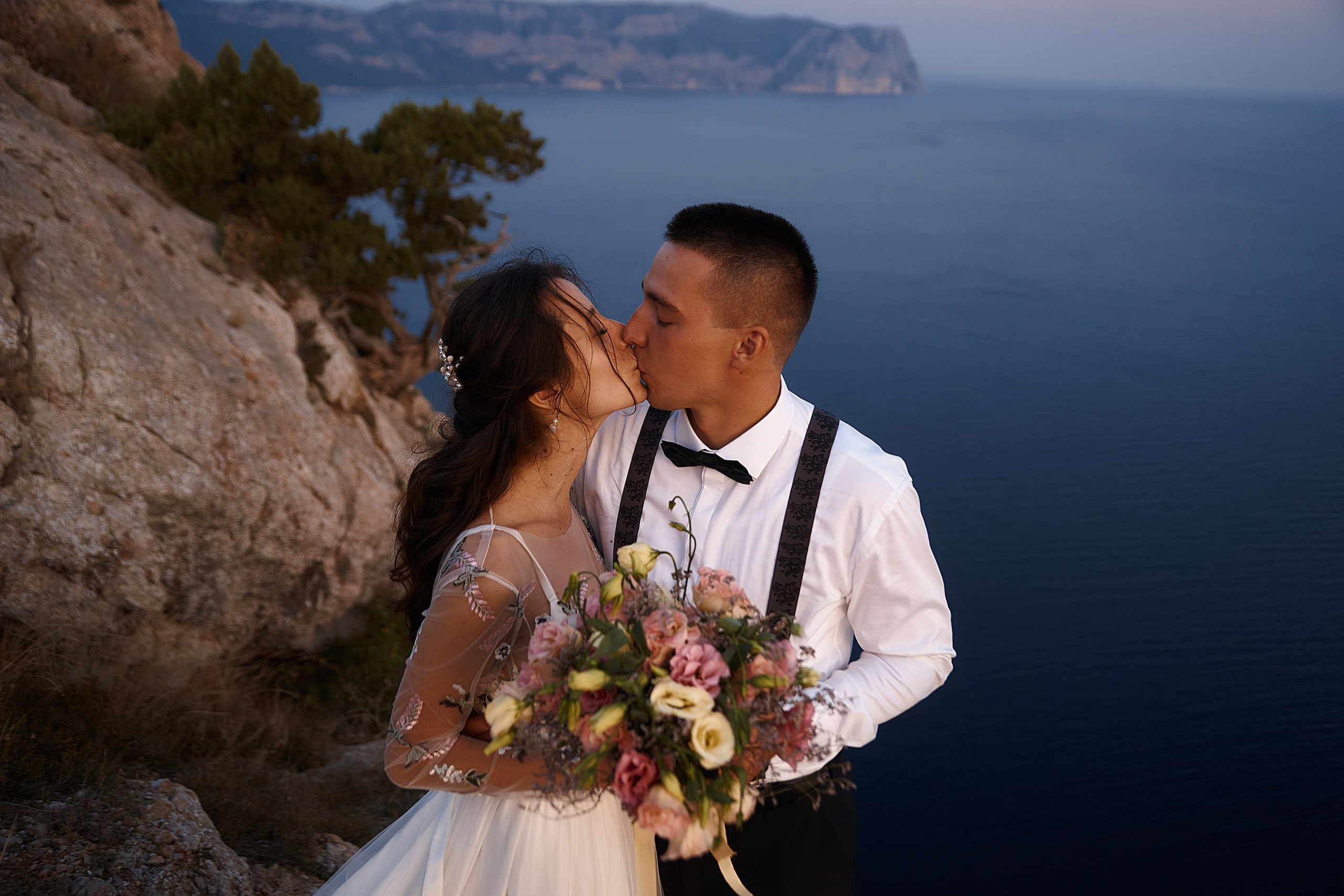 Свадебная фотосъёмка в Крыму и Краснодаре. Фотограф Александр Кудинов, Крым: Легкие съемки, живые эмоции