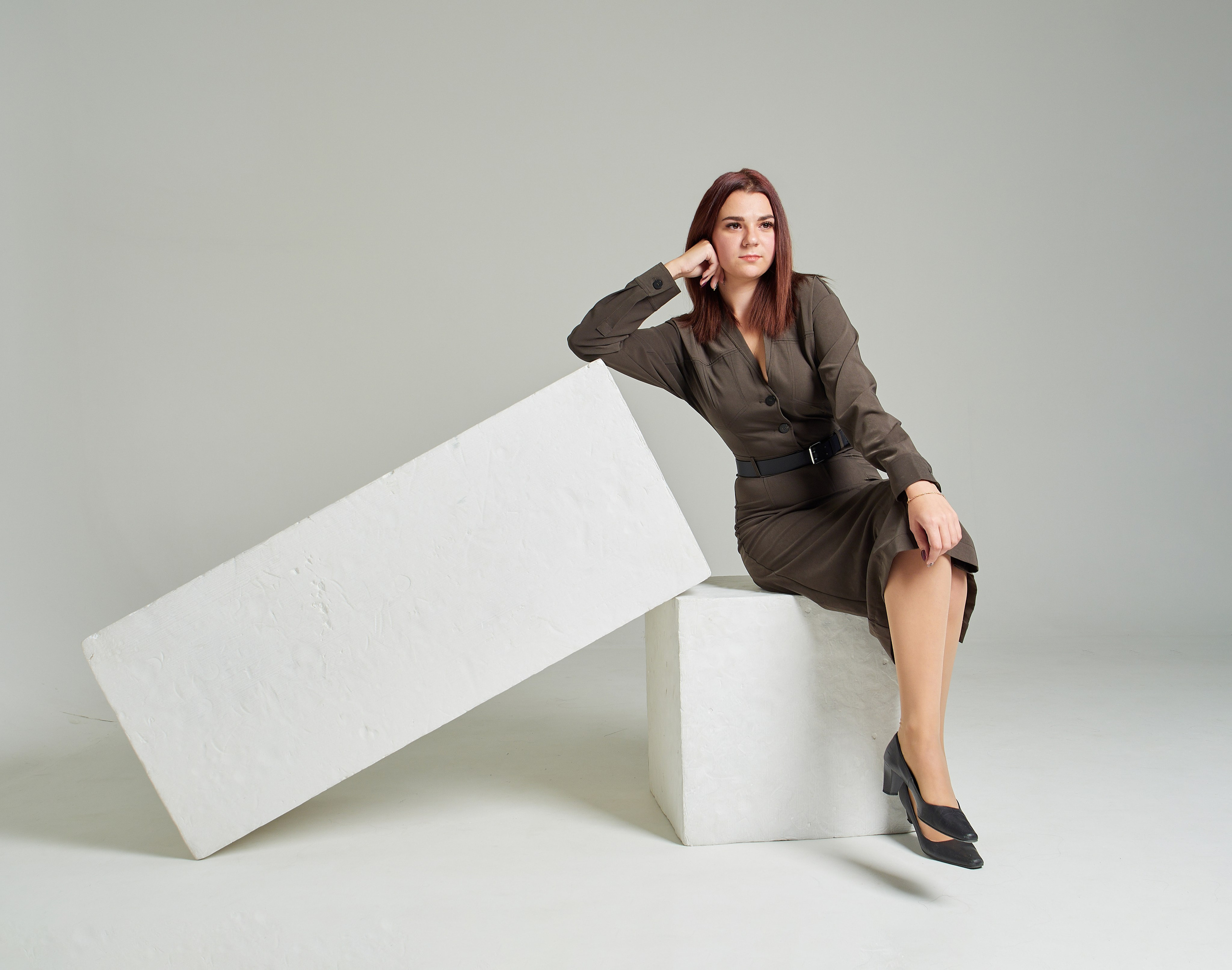 Выпускные альбомы. Студийный, семейный, свадебный, фэшн и ню фотограф в Астрахани, производство выпускных альбомов. Руслан Кондрашин