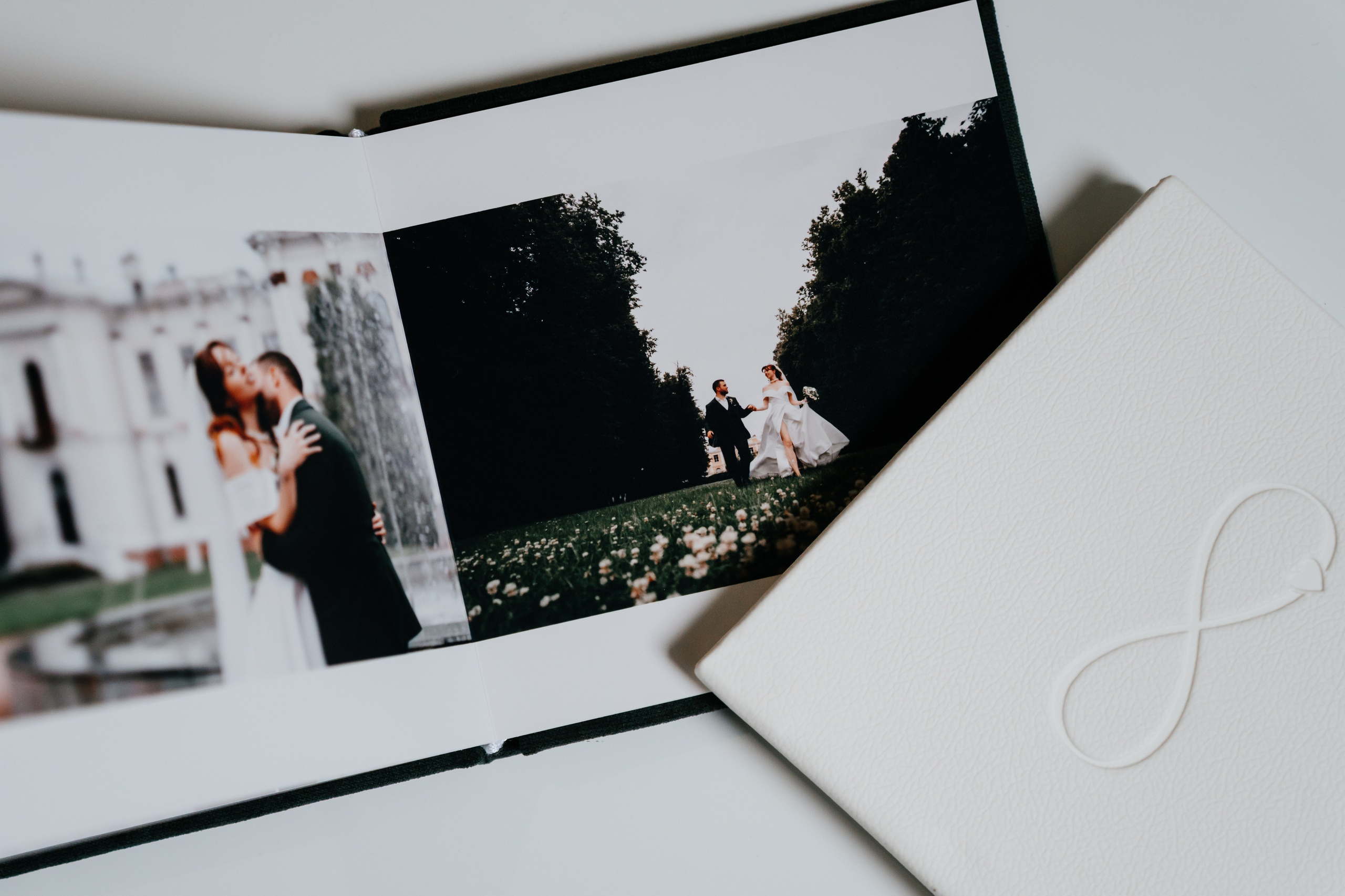 Фотокнига для семейных и свадебных фотографий СПБ и Москва. Семейный и свадебный фотограф в Санкт-Петербурге и Москве