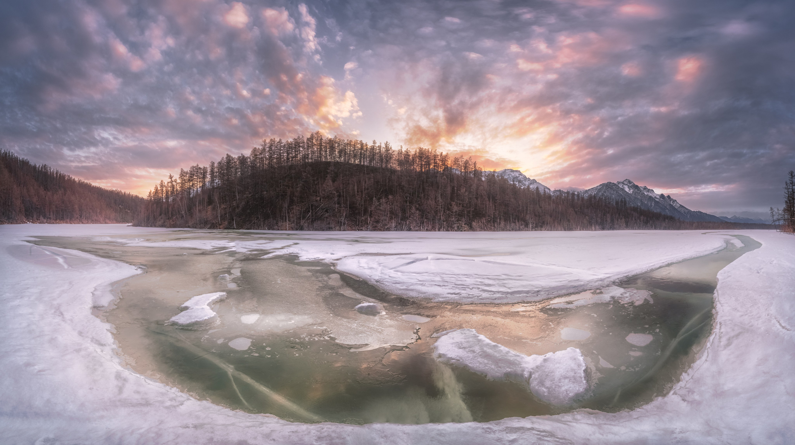 Хребет Кодар