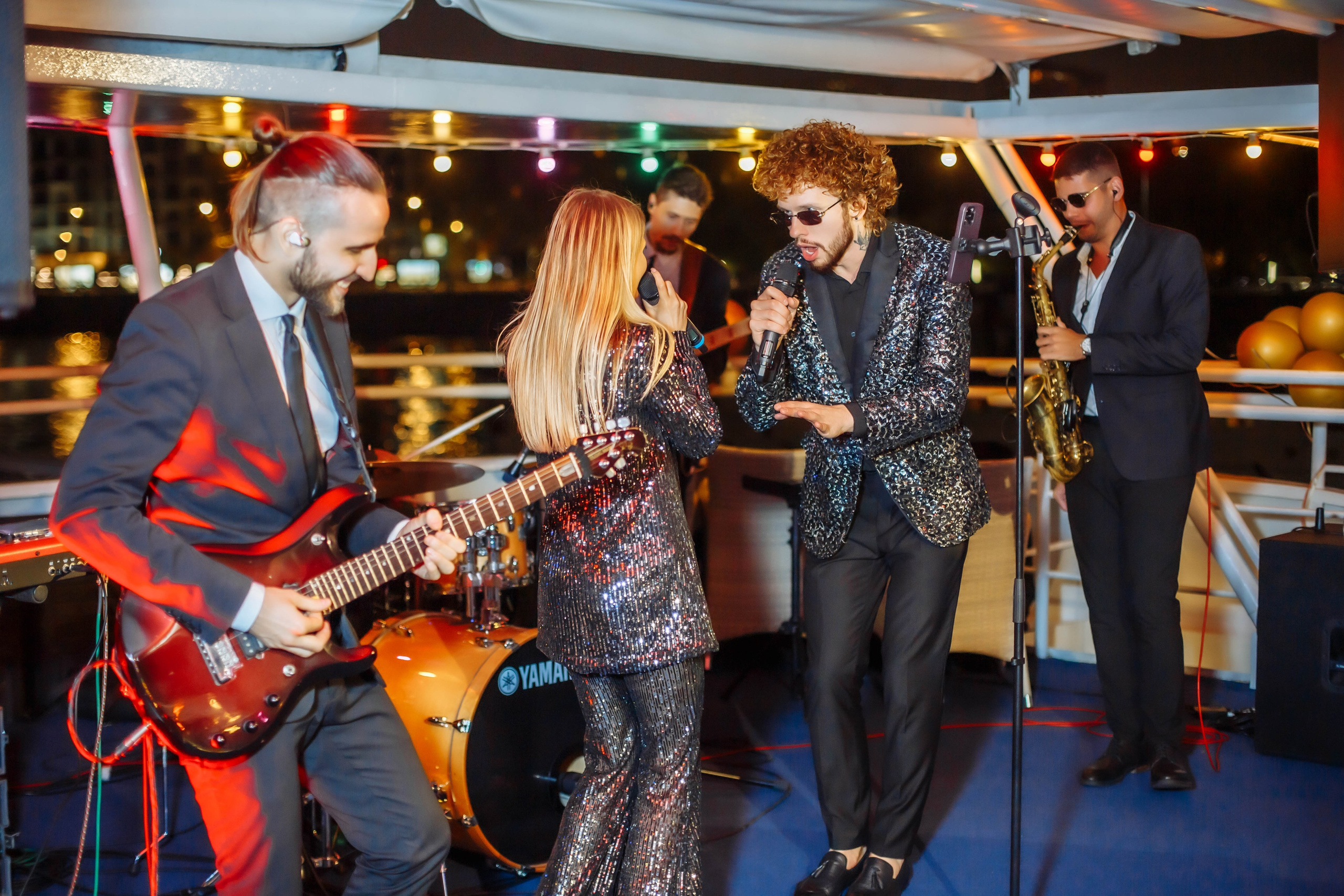 музыкальное выступление на мероприятии, фотограф и видеограф заказать на этой странице