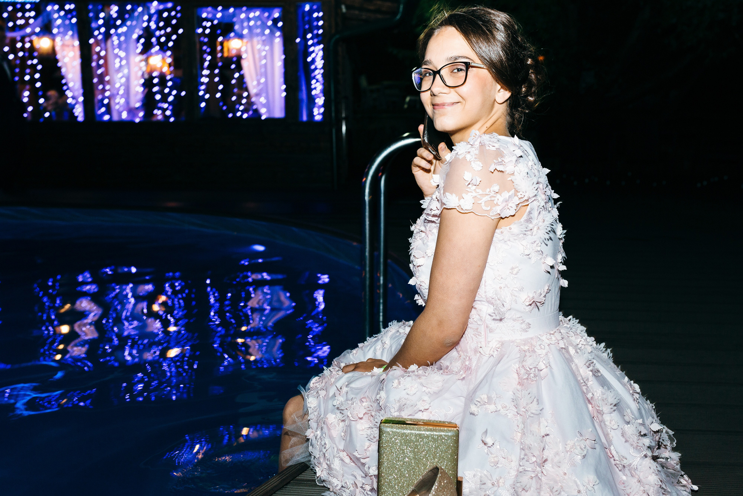 Фотограф на выпускной в Москве, заказать услуги фотосъёмки — Цены и стоимость услуг профессионального фотографа на выпускной