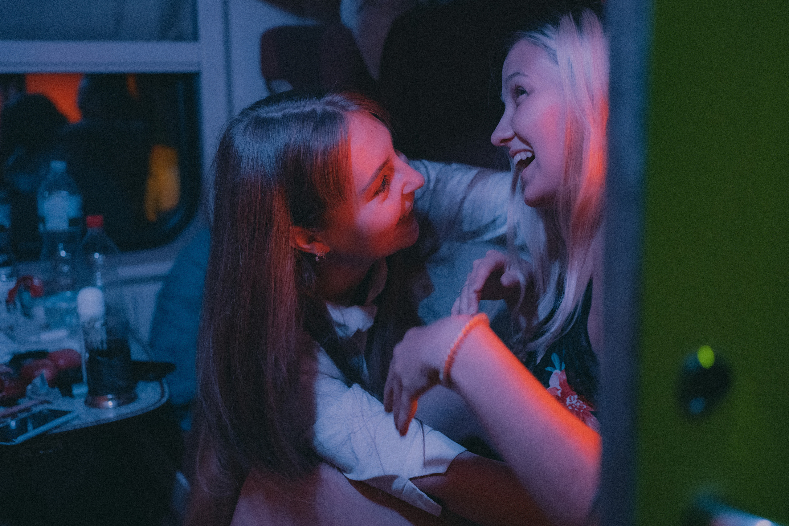 В кадре: проводники. Творческие фотосессии в Москве. Фотоальбом лидера группы ЯЛО