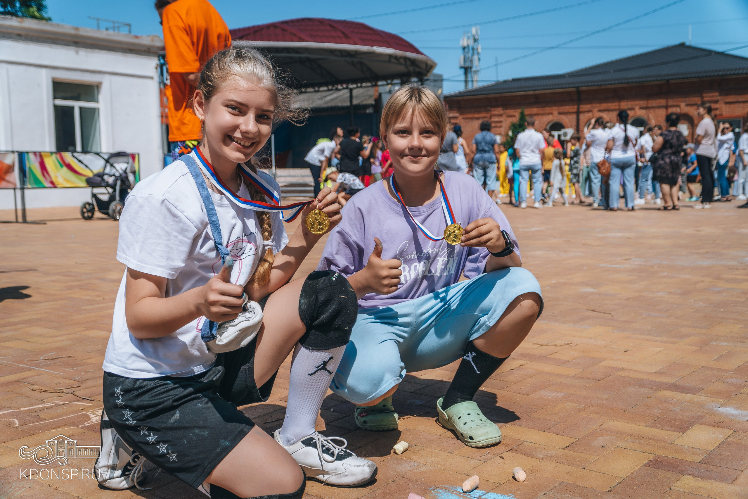 Должны смеяться дети. Новотитаровский Дом культуры