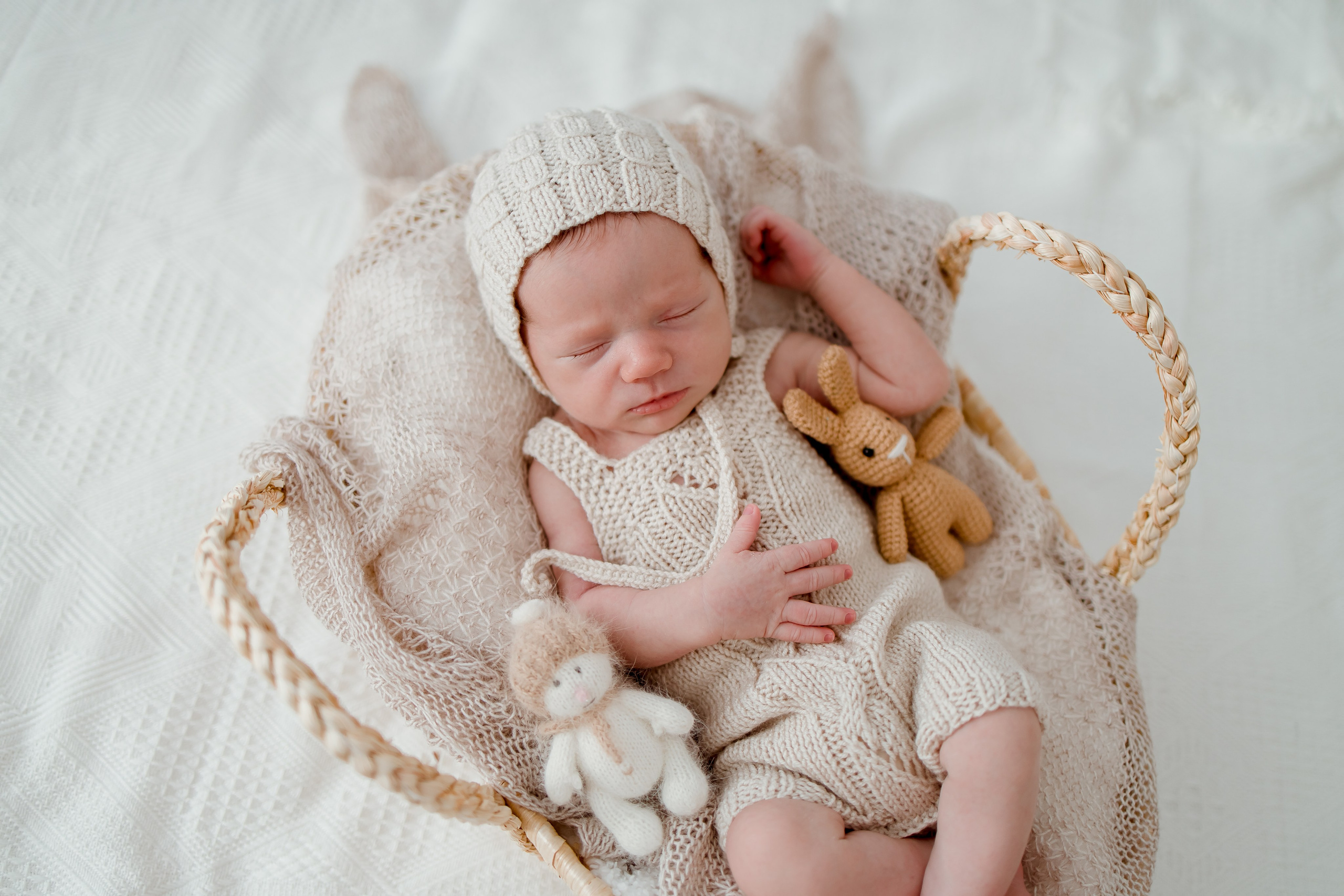 Роберт, 8 дней. Семейный и детский фотограф в Железногорске Саламахо Ольга
