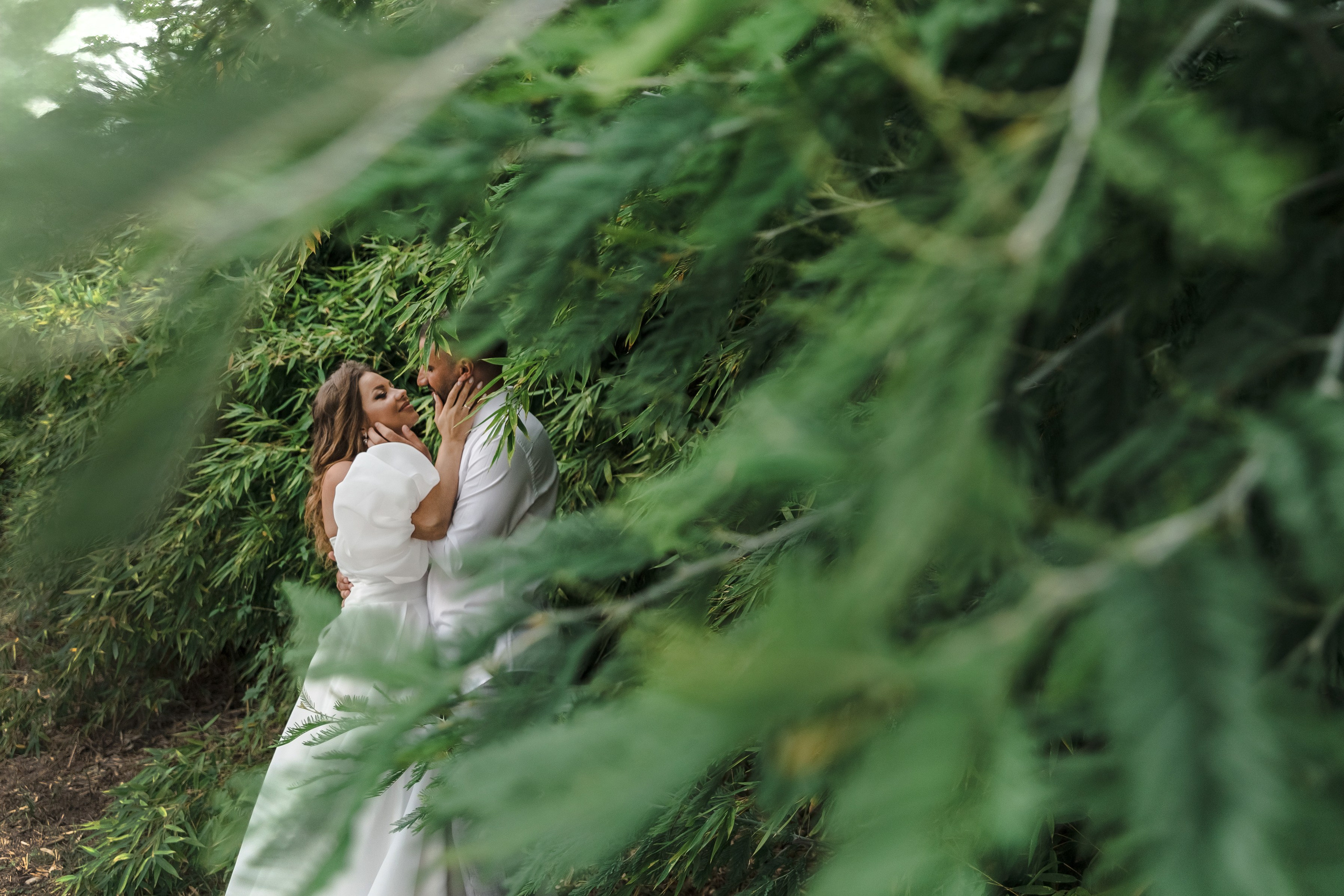Фотограф Адлер. Идеальная фотосессия на фоне моря. Свадебный фотограф в Абхазии, Сухум, Гагра, Сочи
