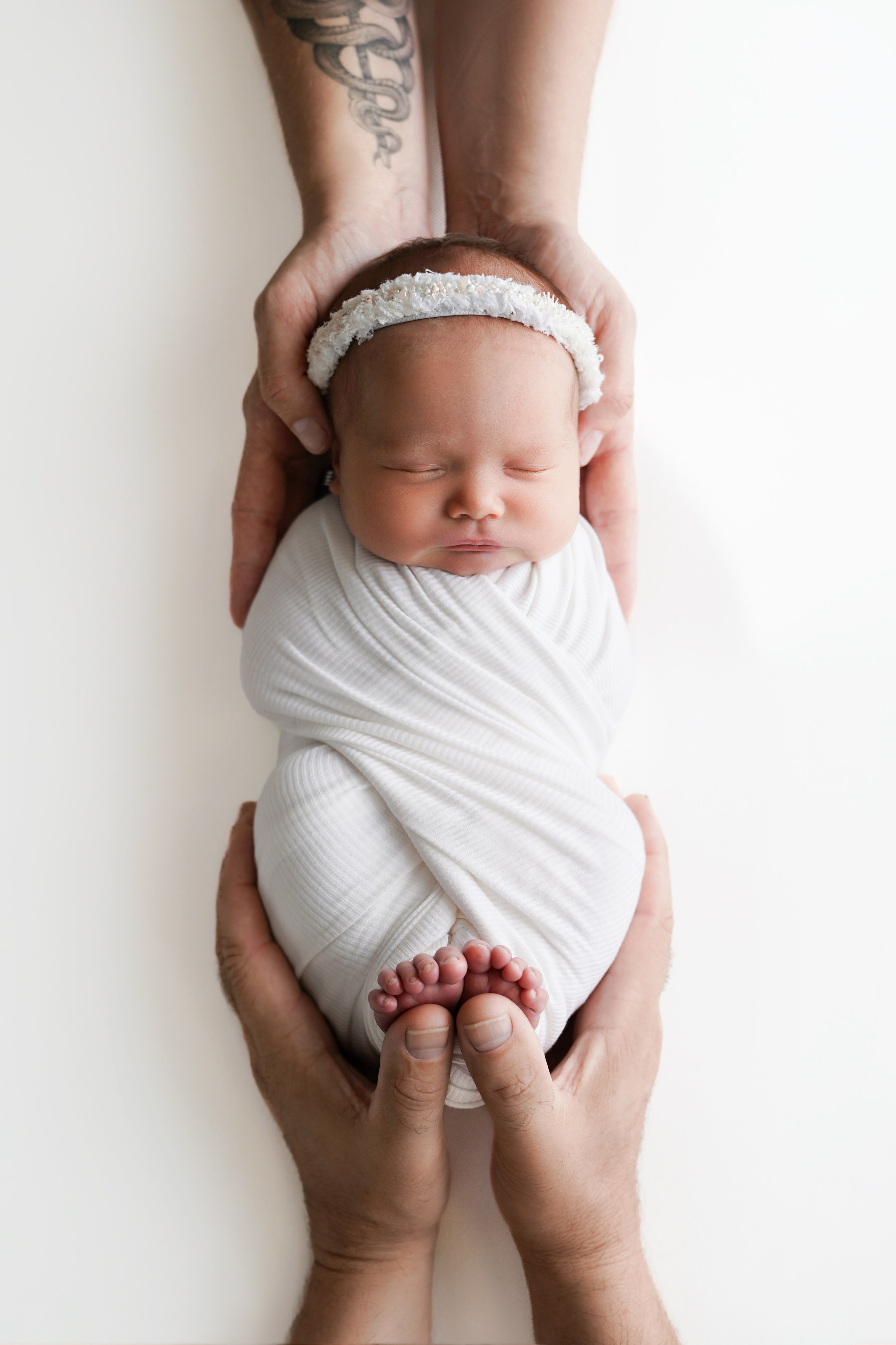 Фотосессия новорожденного (newborn). Фотограф новорожденных, детей до года и беременных в Симферополе