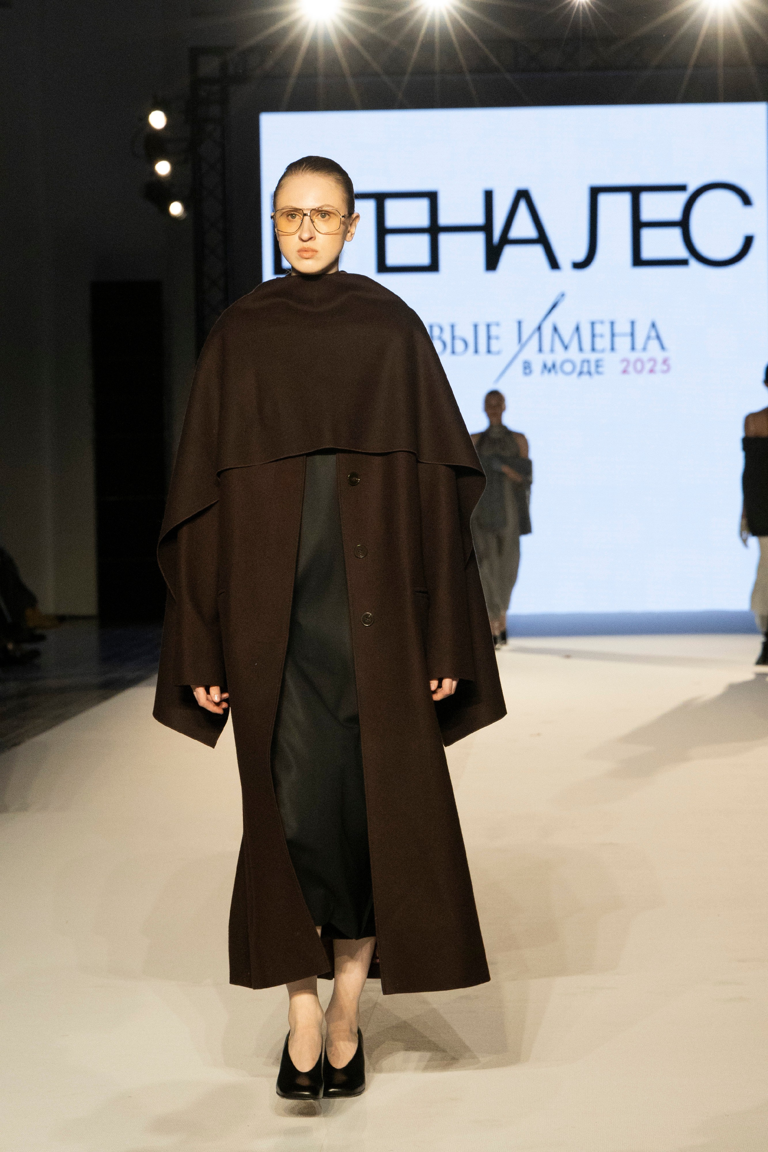 ДЛТ Собака.ru показ победителей конкурса «Новые имена в моде 2025». FOTOFAQ SKOOL г. Санкт-Петербург: очные, дистанционные и онлайн курсы фотографии