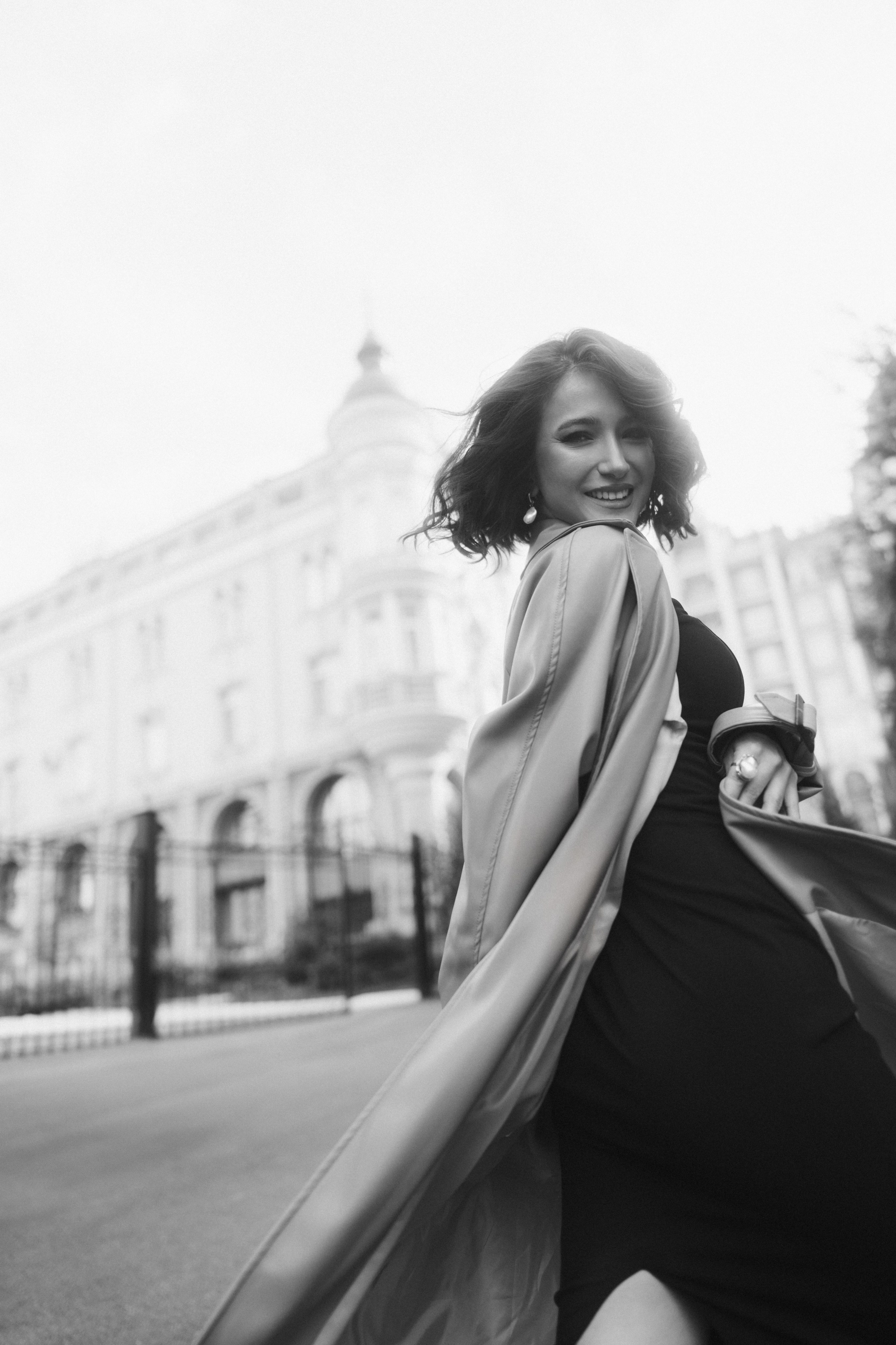 Street photo shoot with Alia in Kazan in Italian style