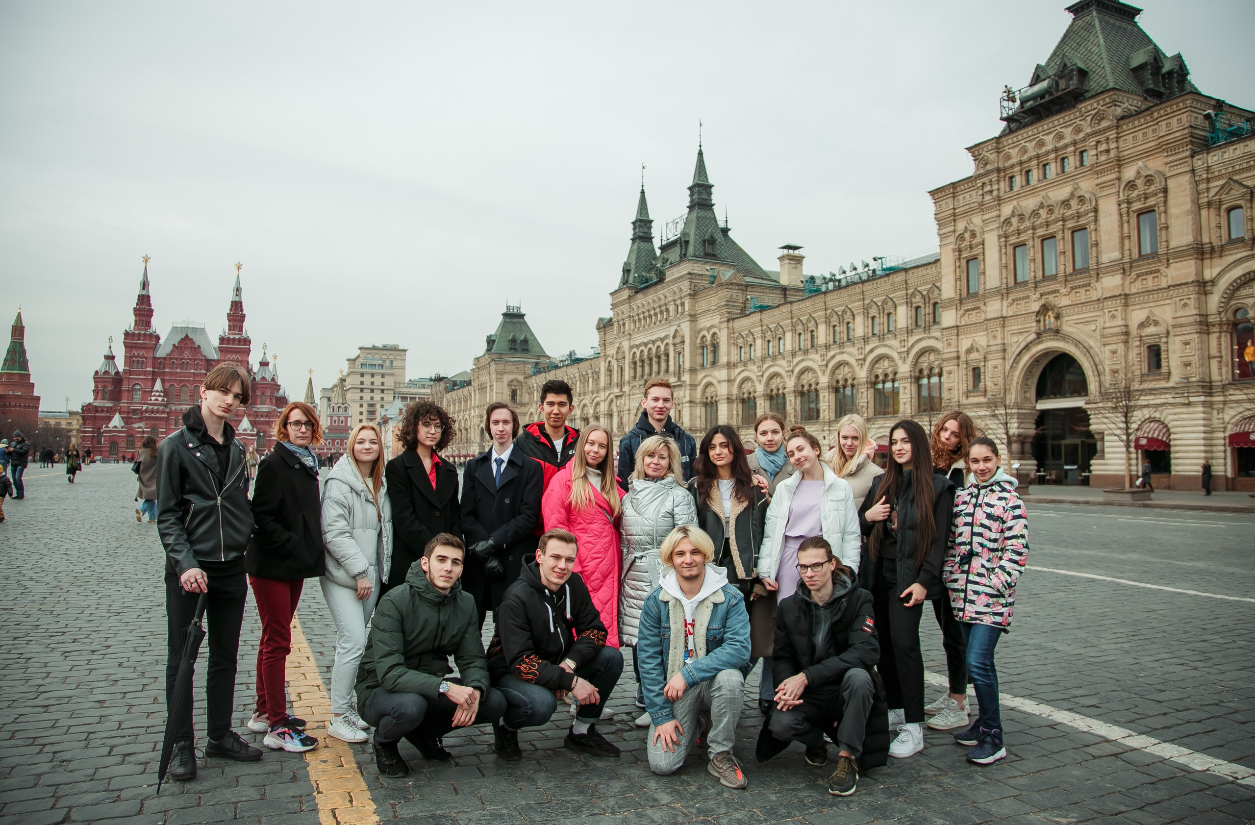 Акции от фотостудии Вышка. Выпускной альбом в Москве и Домодедово Вышка Школьный фотограф