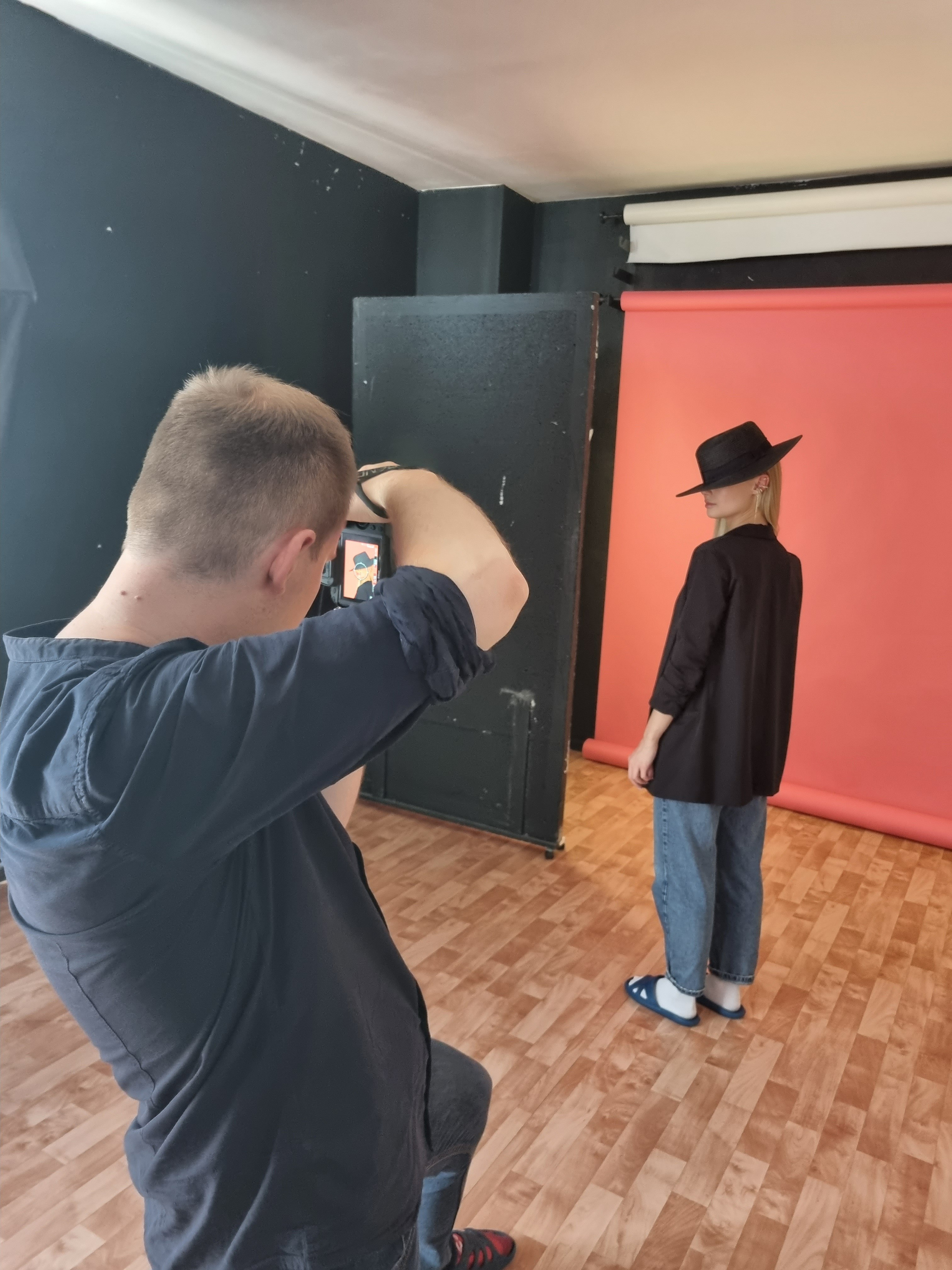 Фотосъёмка изделий на белом,чёрном или цветном фоне в Красноярске: профессиональные услуги фотографа Яковлева Романа. Фотограф Яковлев Роман — Красноярск