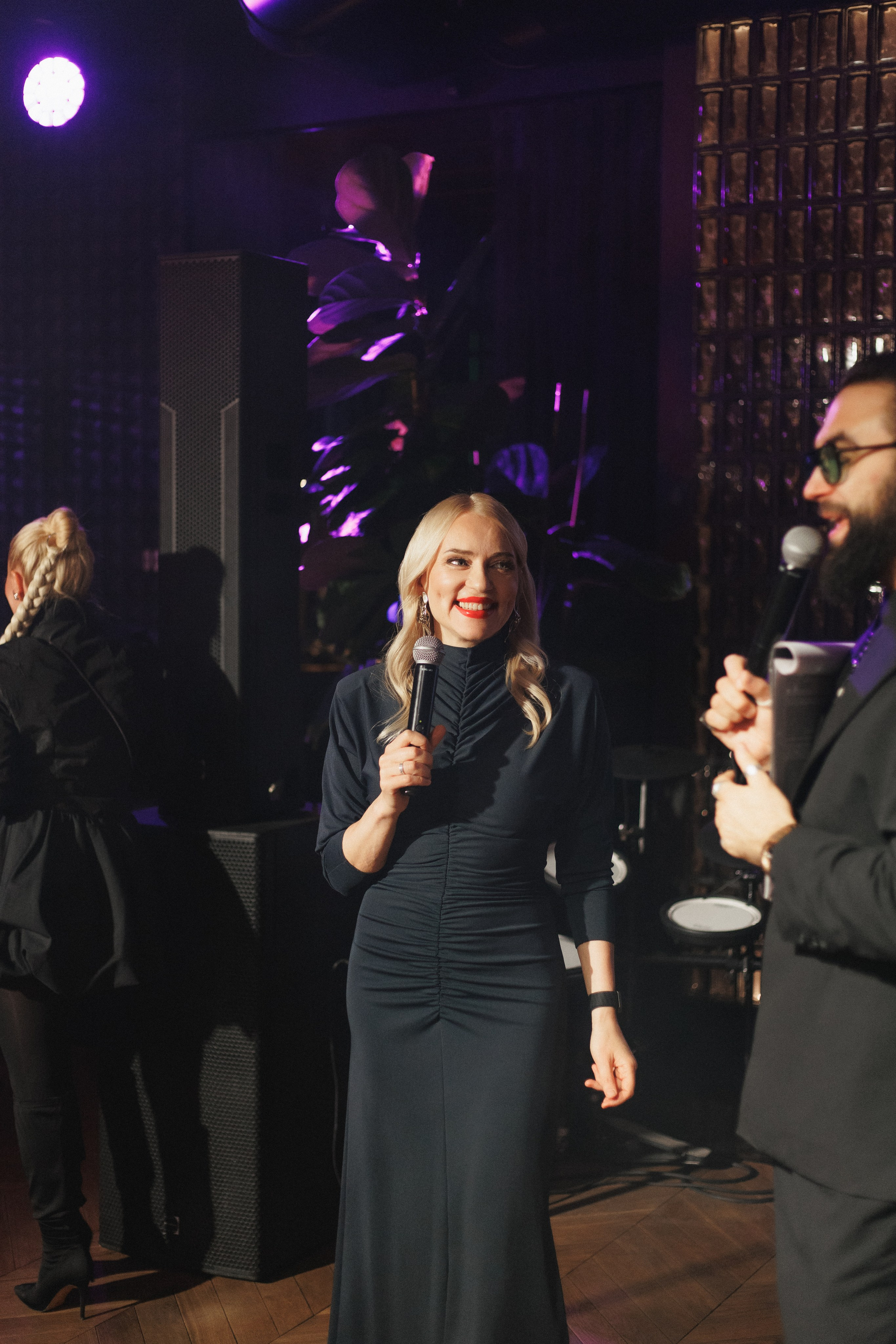 B.DAY PARTY ЖУРНАЛА •G. СВОИ. ФОТООТЧЕТЫ-СОБЫТИЯ-МЕСТА