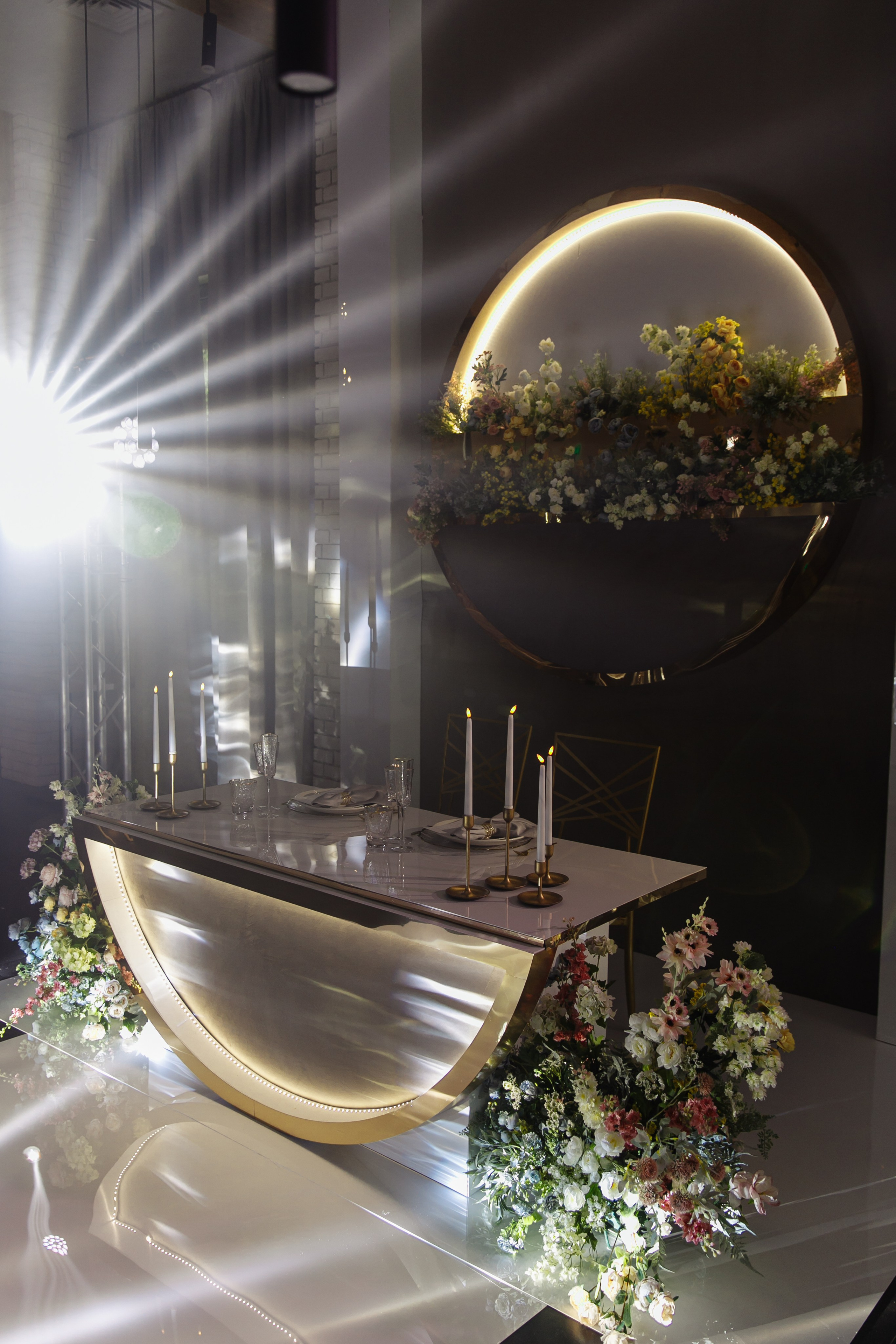 Люби меня люби. Rich Event Decor