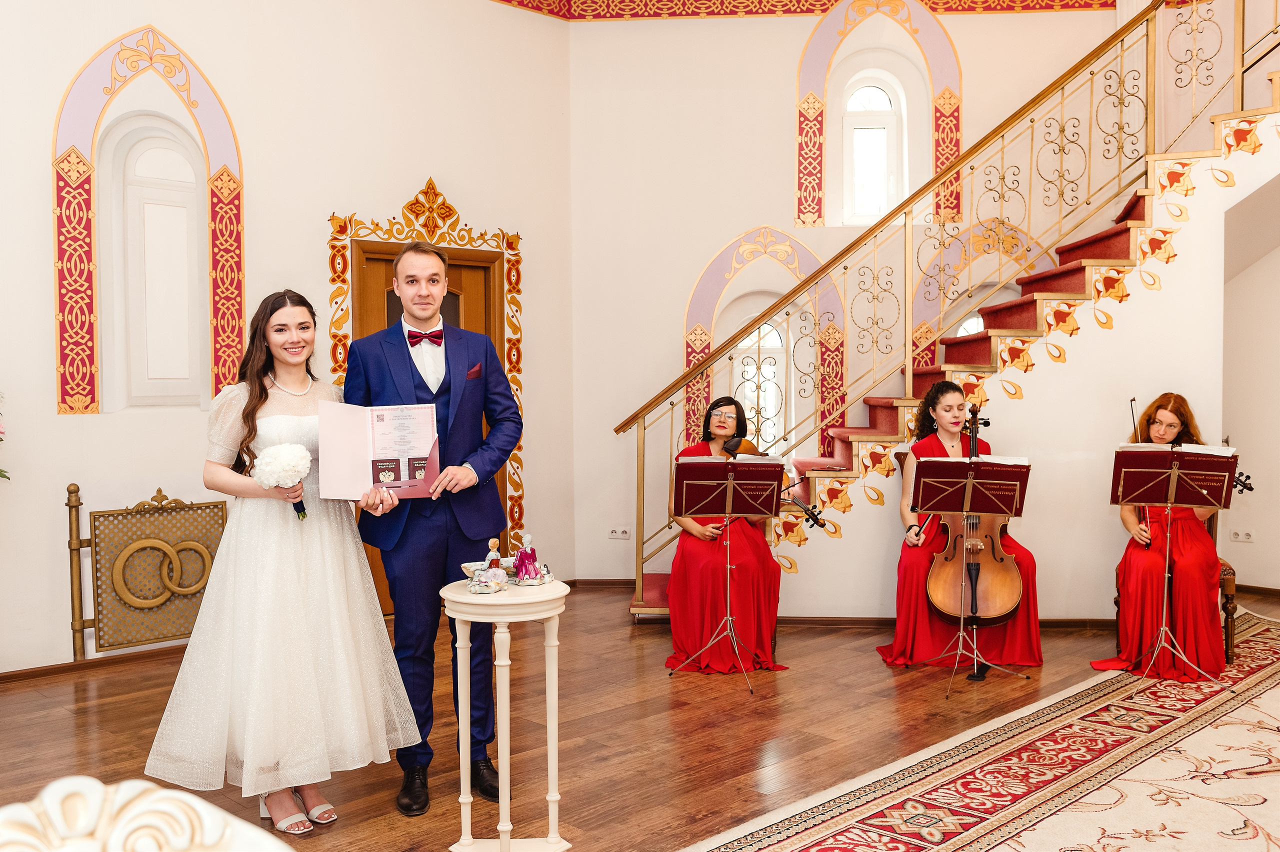 Фотосессия в ЗАГСе. Фотограф на регистрацию в ЗАГС. Фотосессии в Москве, женский и семейный фотограф Юлия Михайленко