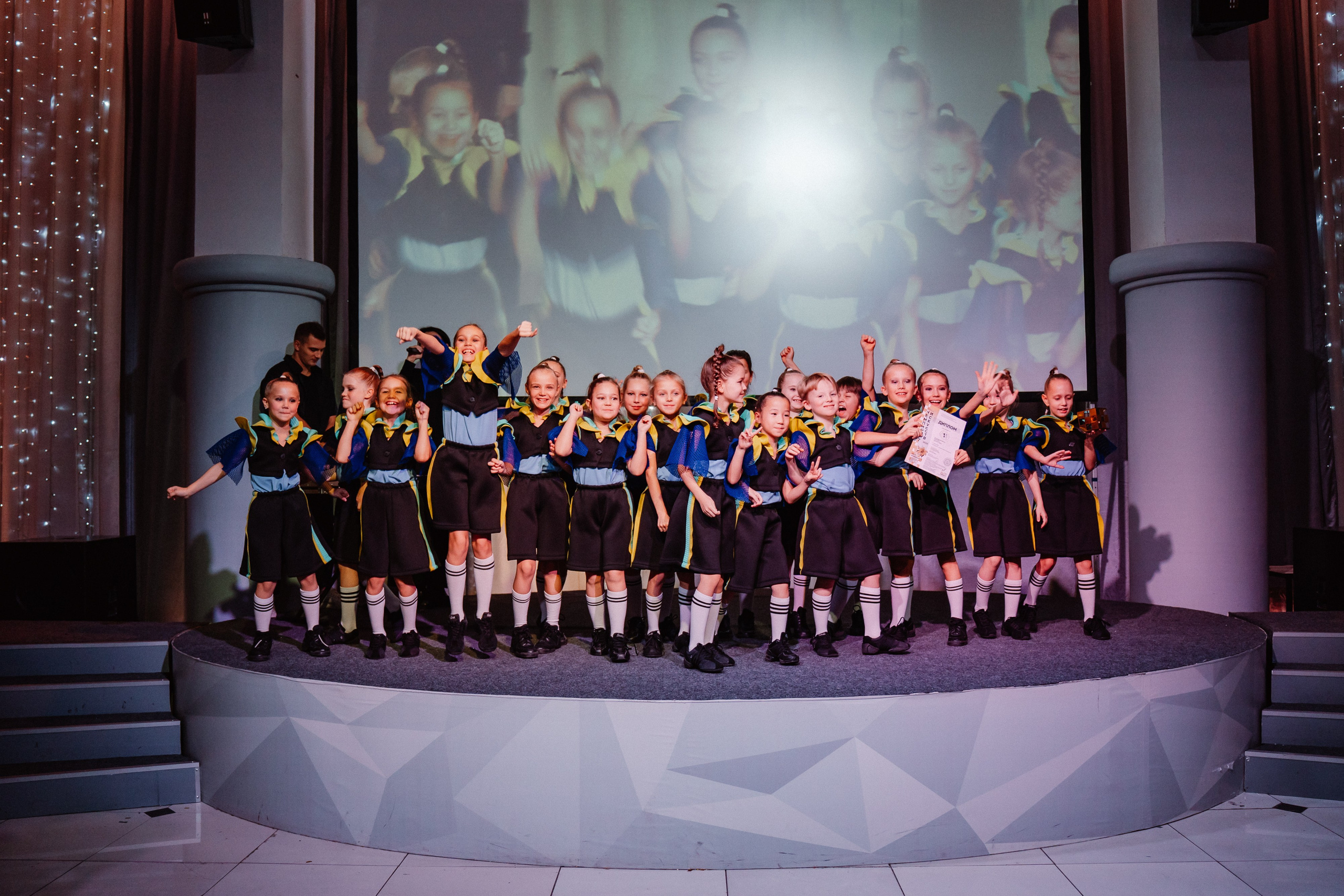 IX Чемпионат Искусств — День 2. Воробьева Ксения — Спортивный и танцевальный фотограф Новосибирск