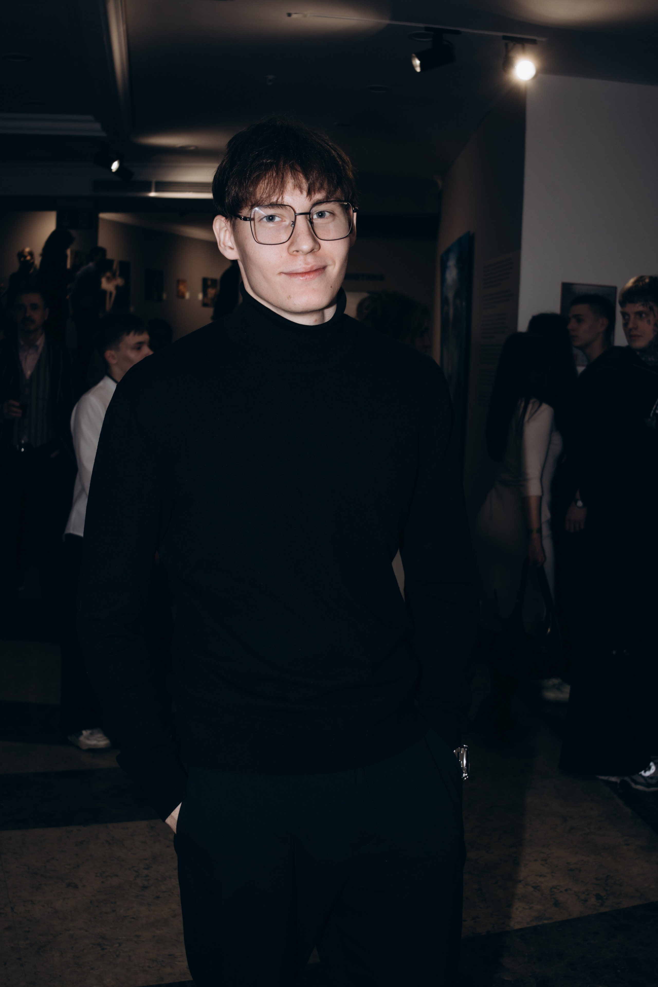 репортаж выставки художницы дарьи санатиной в москве