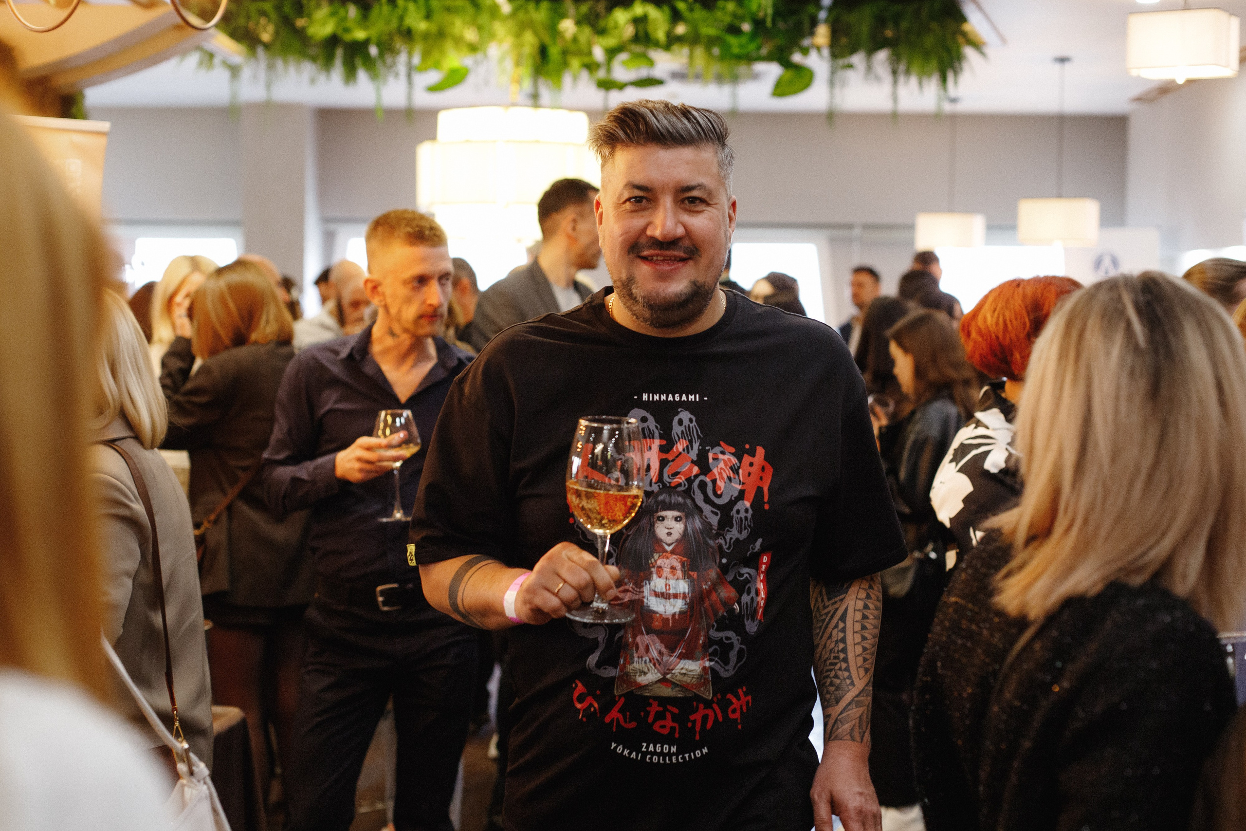 ФЕСТИВАЛЬ ИГРИСТЫХ ВИН. СВОИ. ФОТООТЧЕТЫ-СОБЫТИЯ-МЕСТА