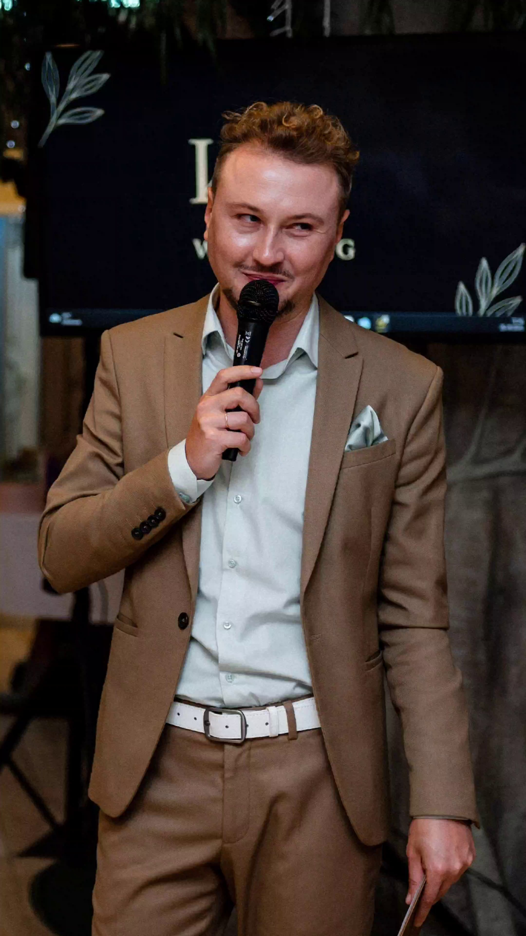 ПОЛЕЗНОСТИ. Ведущий на свадьбу и корпоратив Москва и Московская область Андрей Рулевой