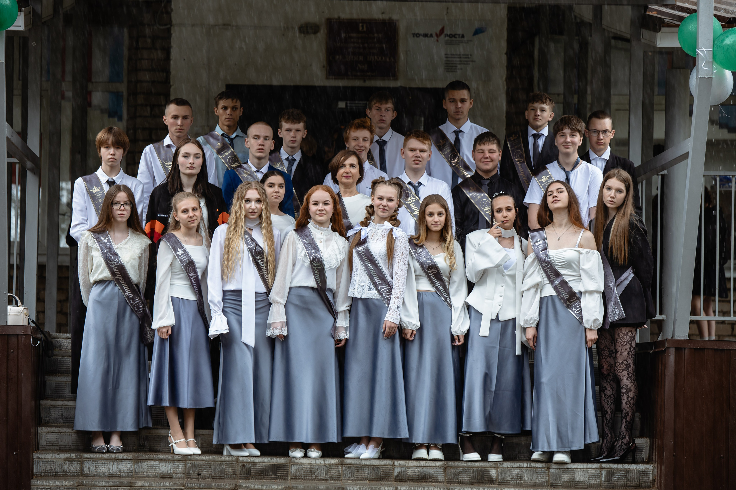 📸 Анонс Выпускного 11 и 9 класса, школа № 1, город Пошехонье. Фотограф Михаил Александров