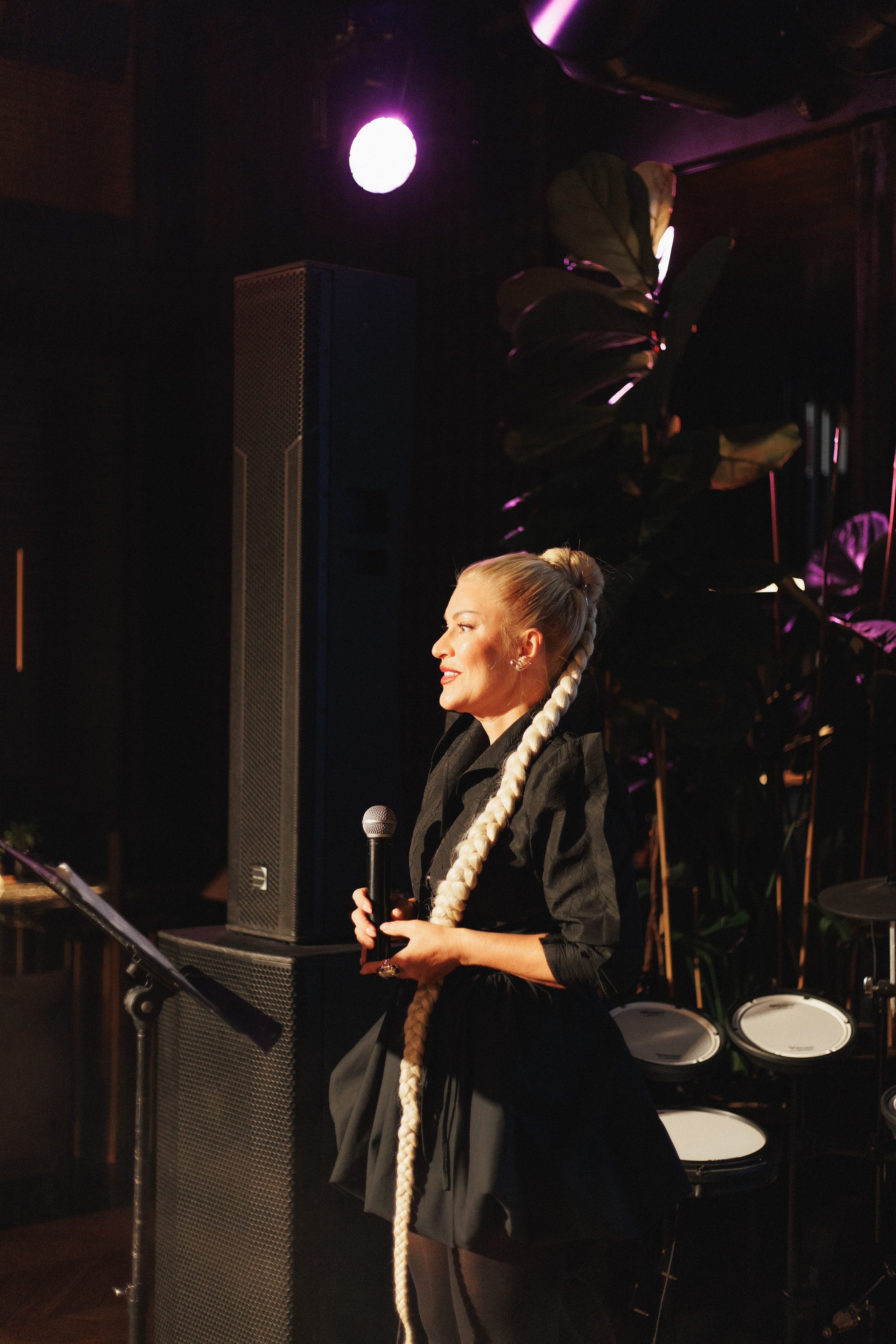 B.DAY PARTY ЖУРНАЛА •G. СВОИ. ФОТООТЧЕТЫ-СОБЫТИЯ-МЕСТА