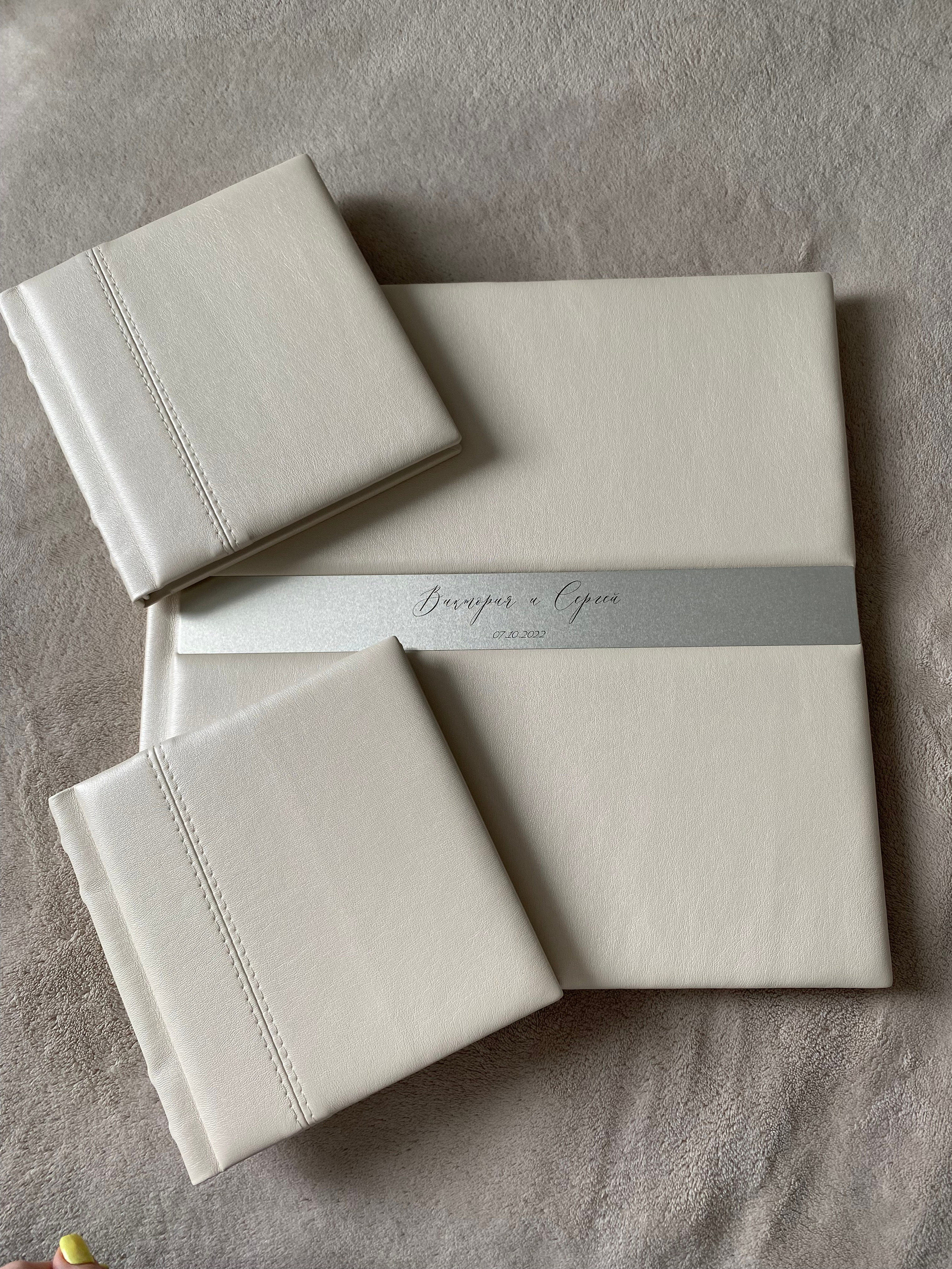 Самый большой размер фотокниги из искусственной кожи перламутрового оттенка