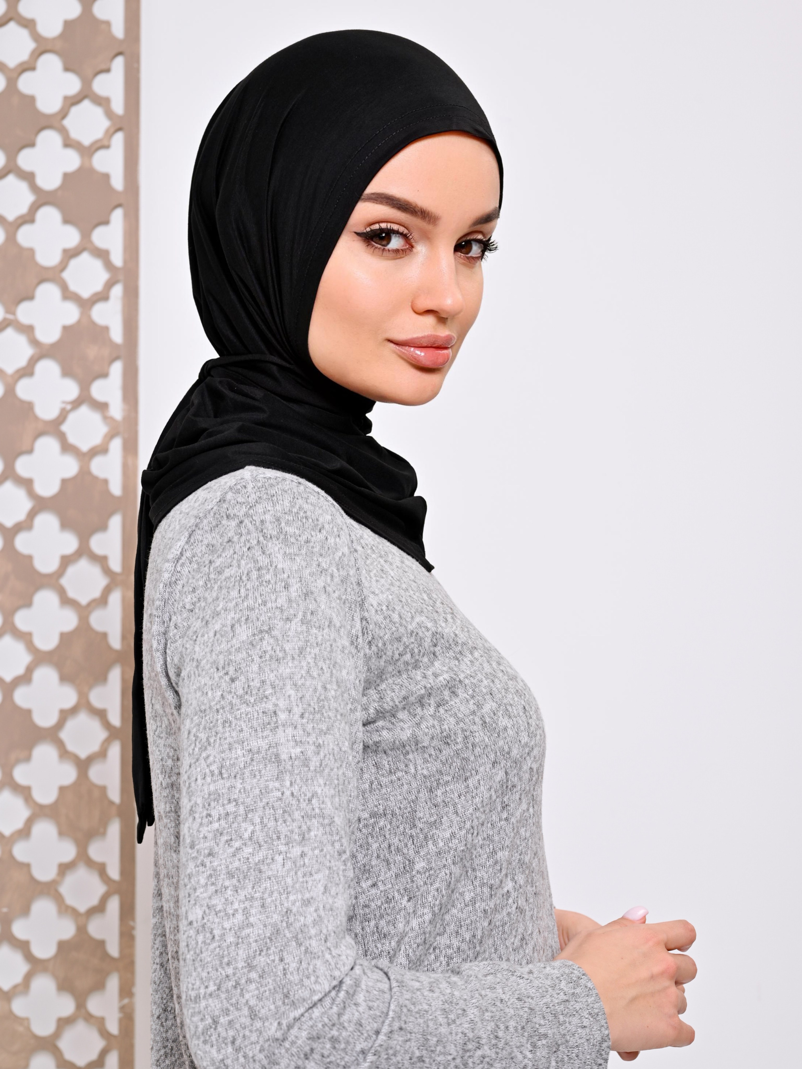 Евгения — модель для маркетплейсов. ТМ Продакшн — Съемка для маркетплейсов в Москве