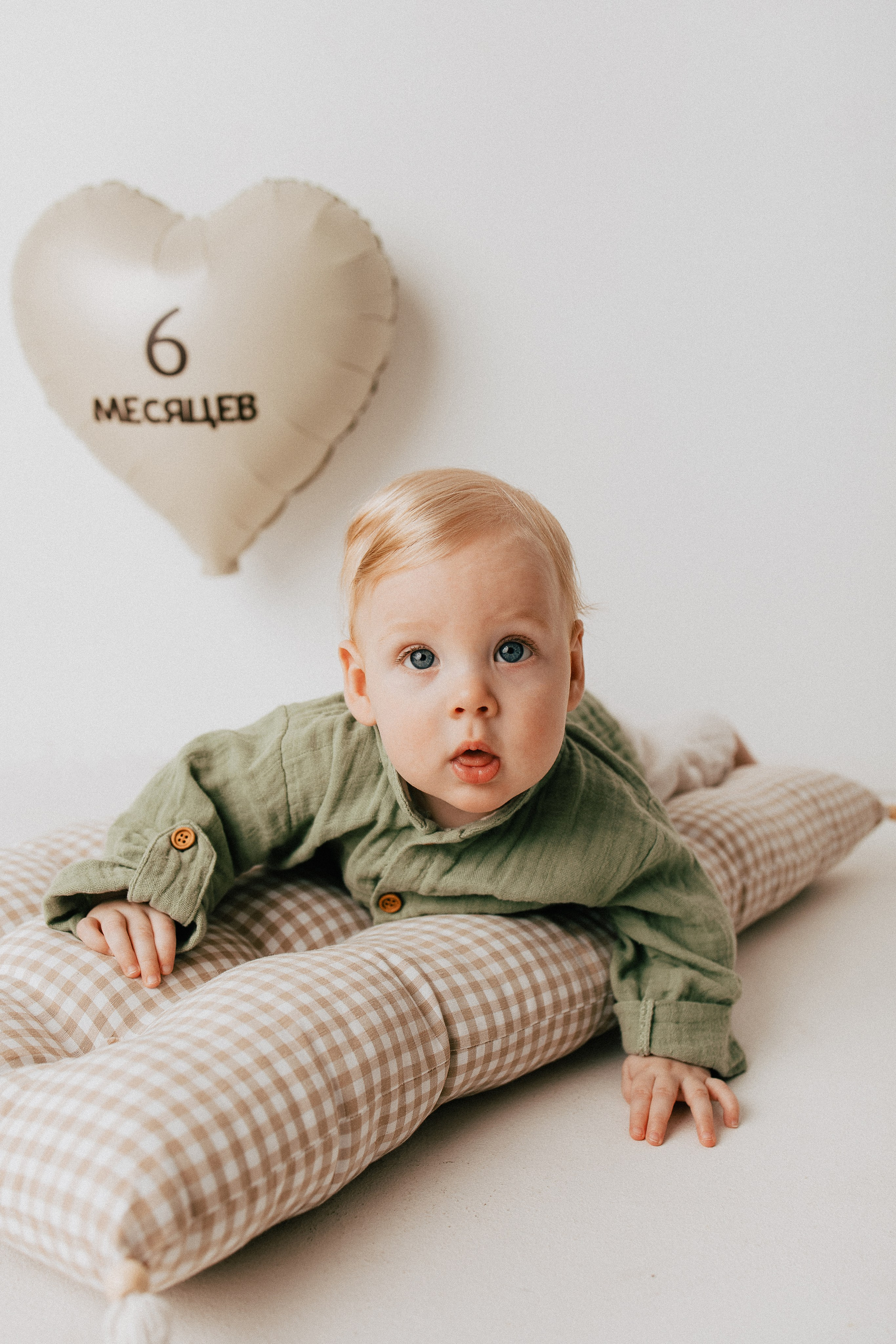 Леону 6 месяцев. Фотограф новорожденных, детей и беременности г. Волгодонск Дарья Илькова