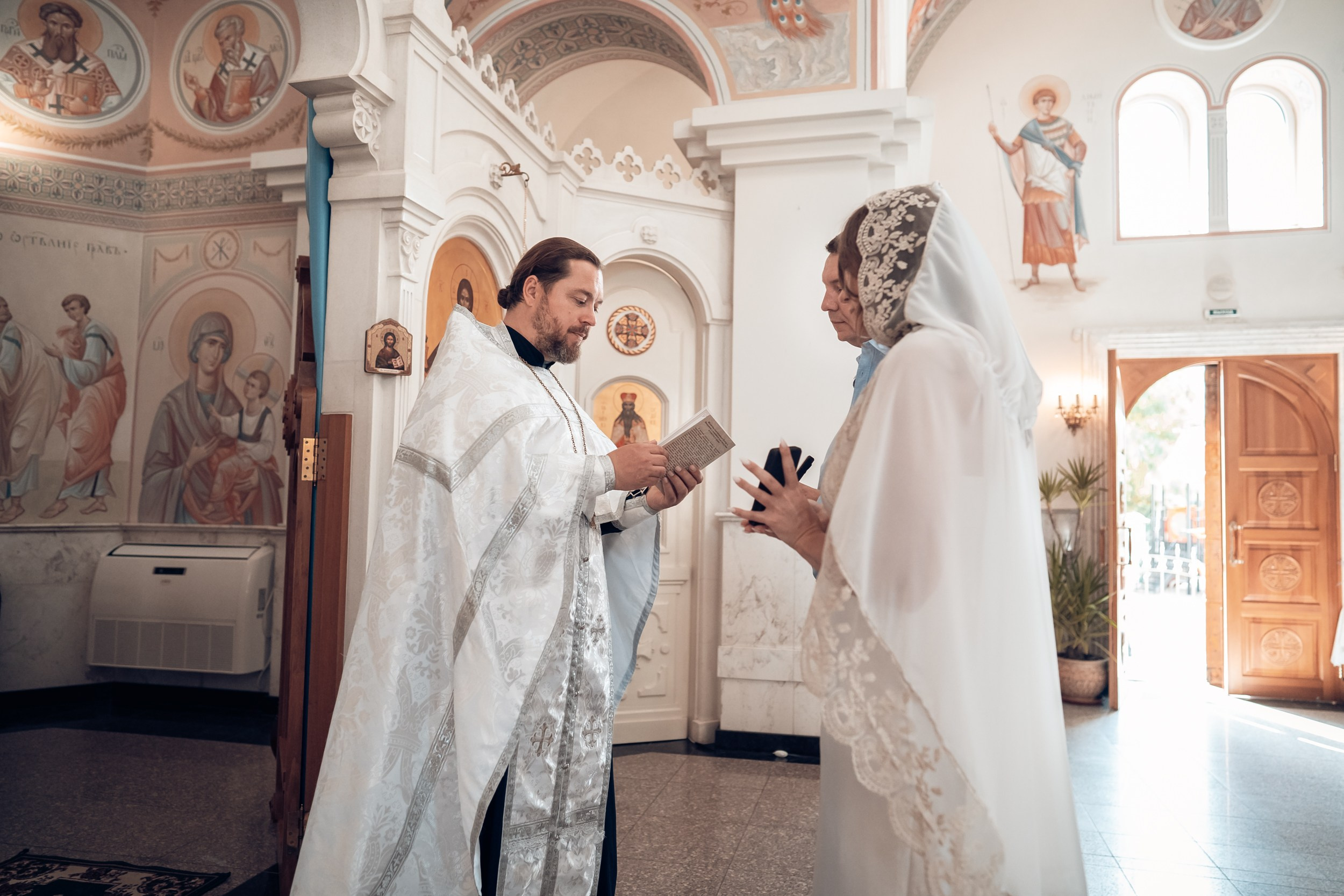 Венчание в храме Вознесения Господне г. Севастополь. Церковный фотограф Севастополь
