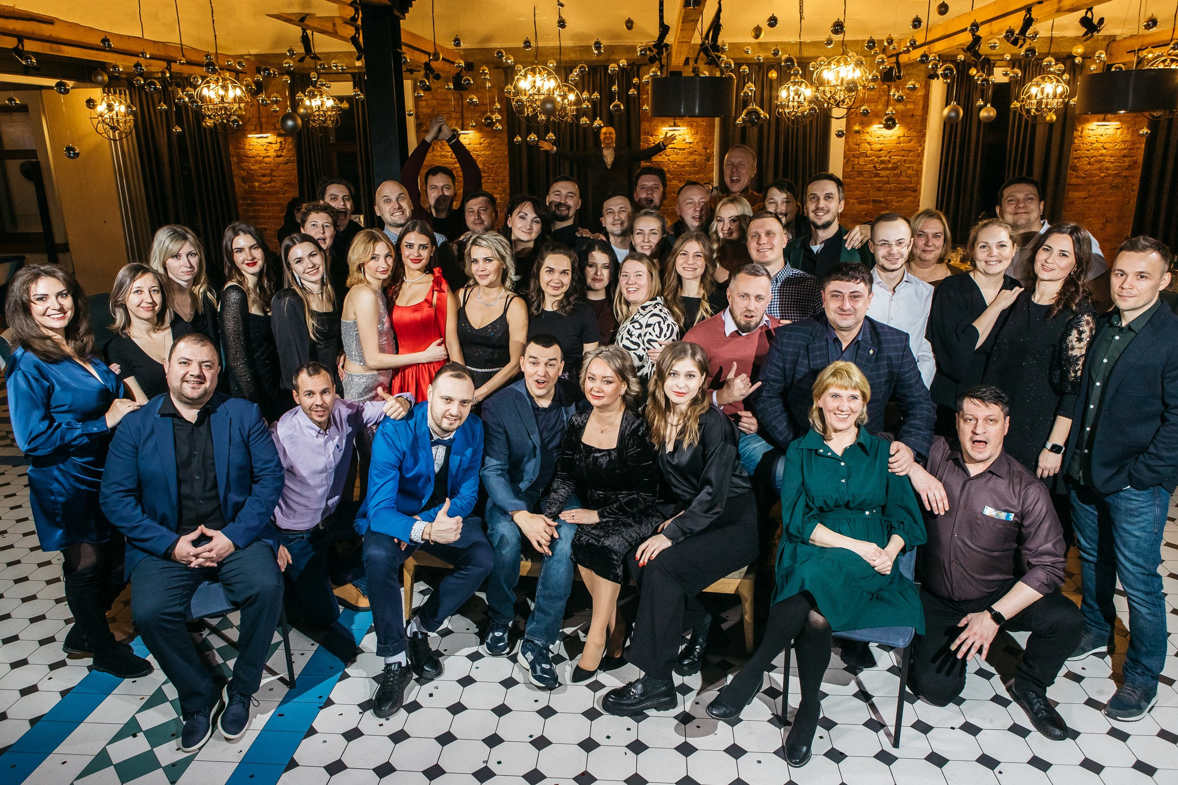 Хороший репортажный фотограф на корпоратив в Питере